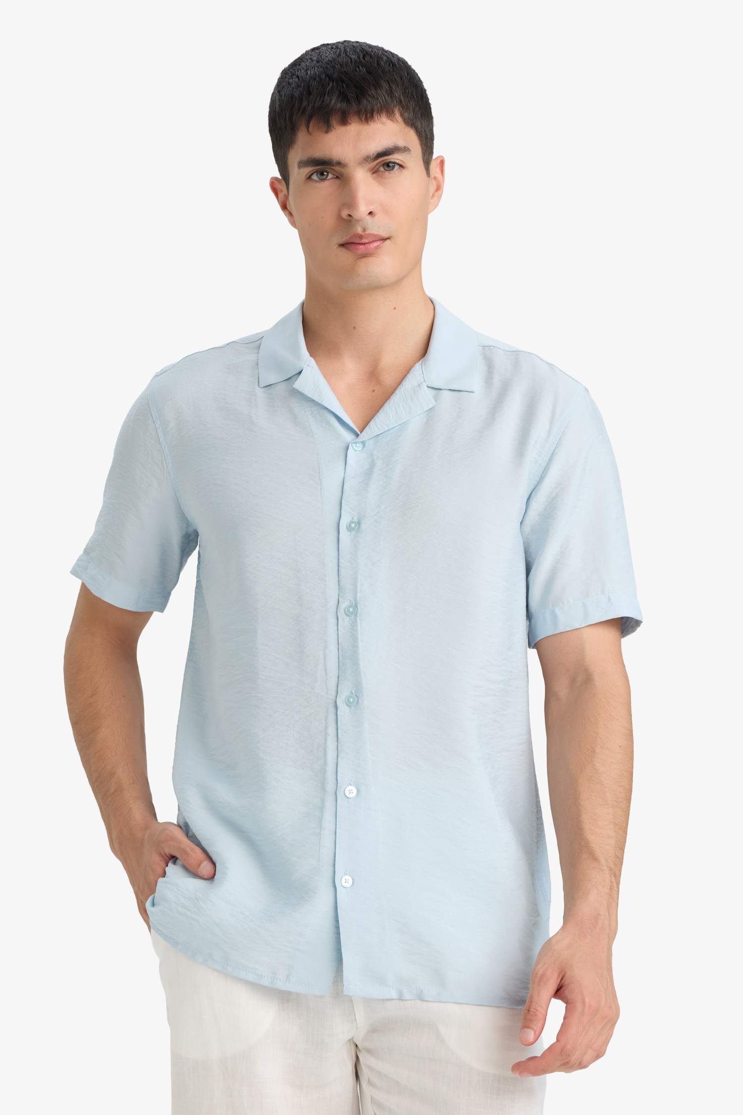 قميص نص كم ايروبين مودرن فيت برقبة بولو