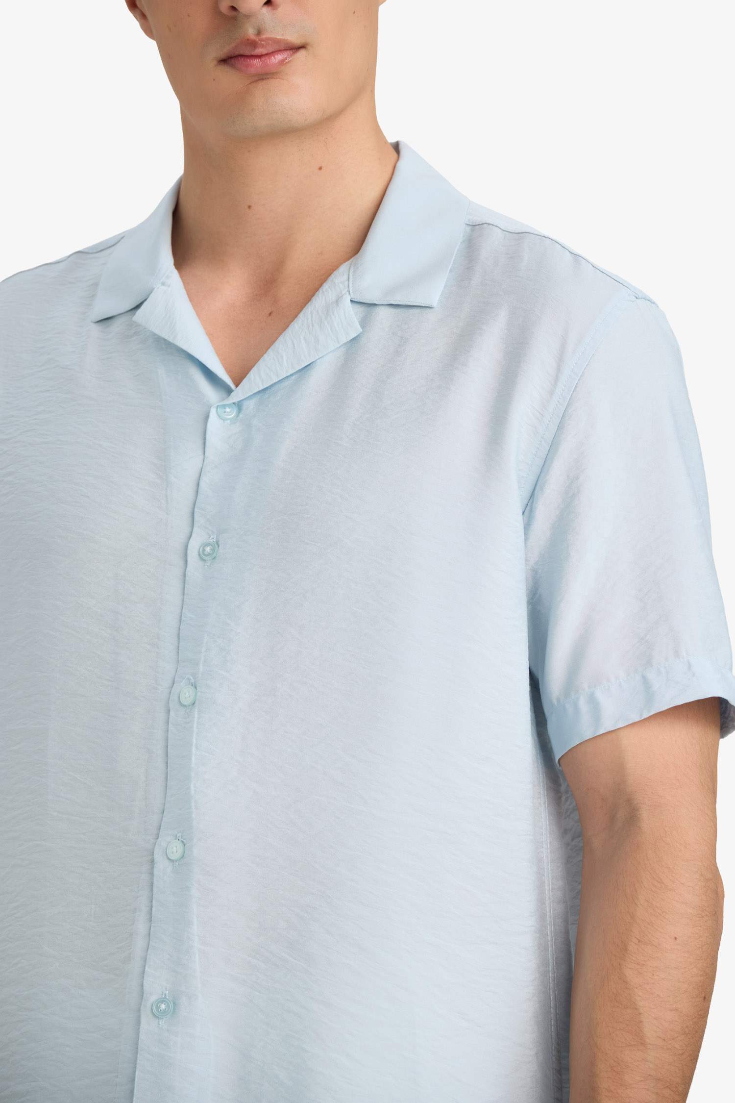 قميص نص كم ايروبين مودرن فيت برقبة بولو