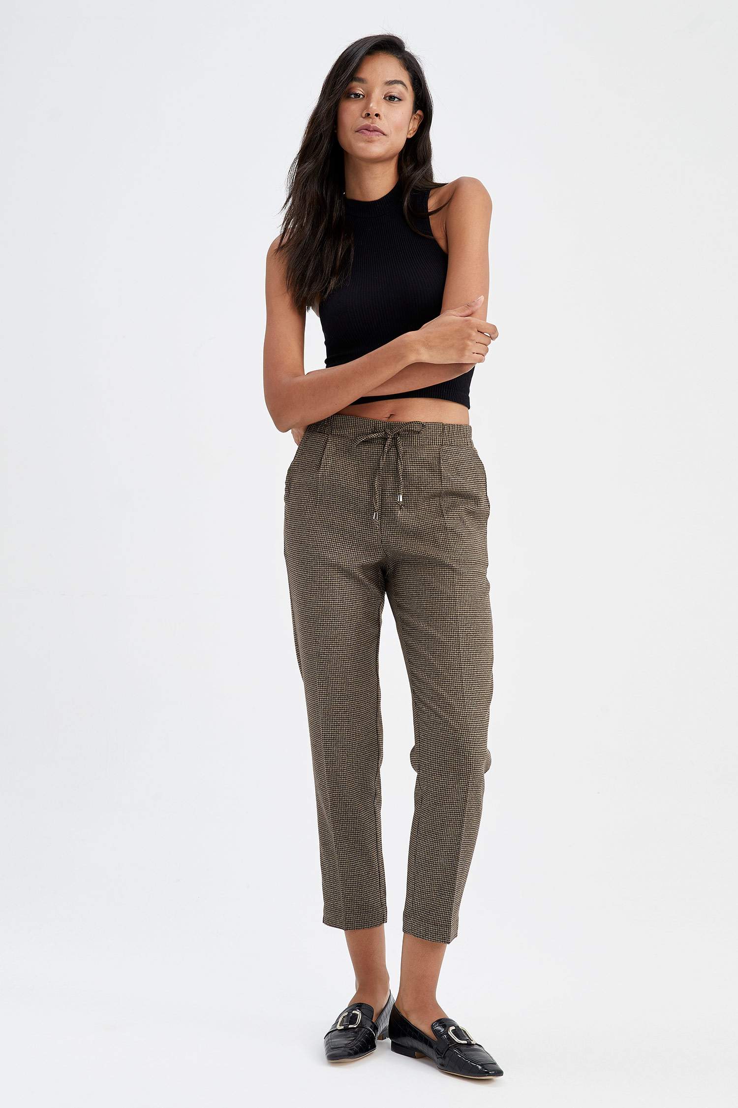 Брюки джоггеры прямого кроя в клетку