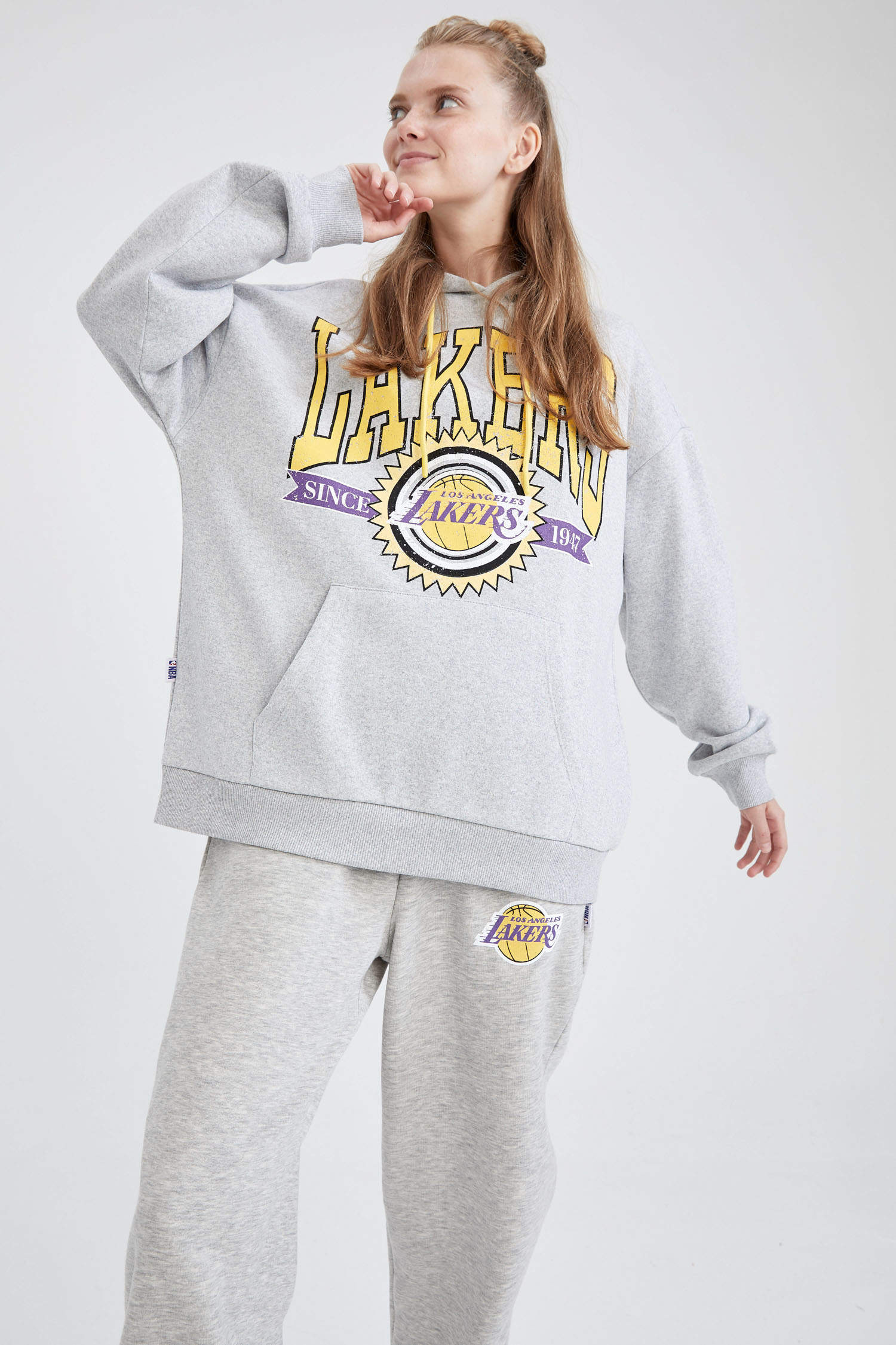 NBA Los Angeles Lakers Licensed Oversize Fit Inner Soft Feather Hoodie