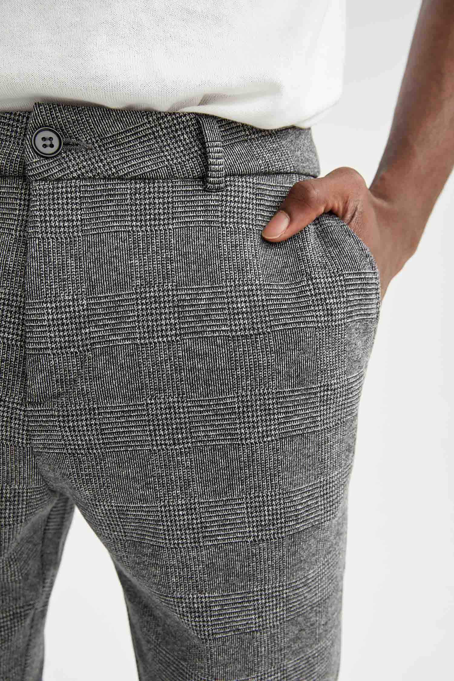 Defacto Tailored Fit Ekose Desenli Kumaş Pantolon. 4