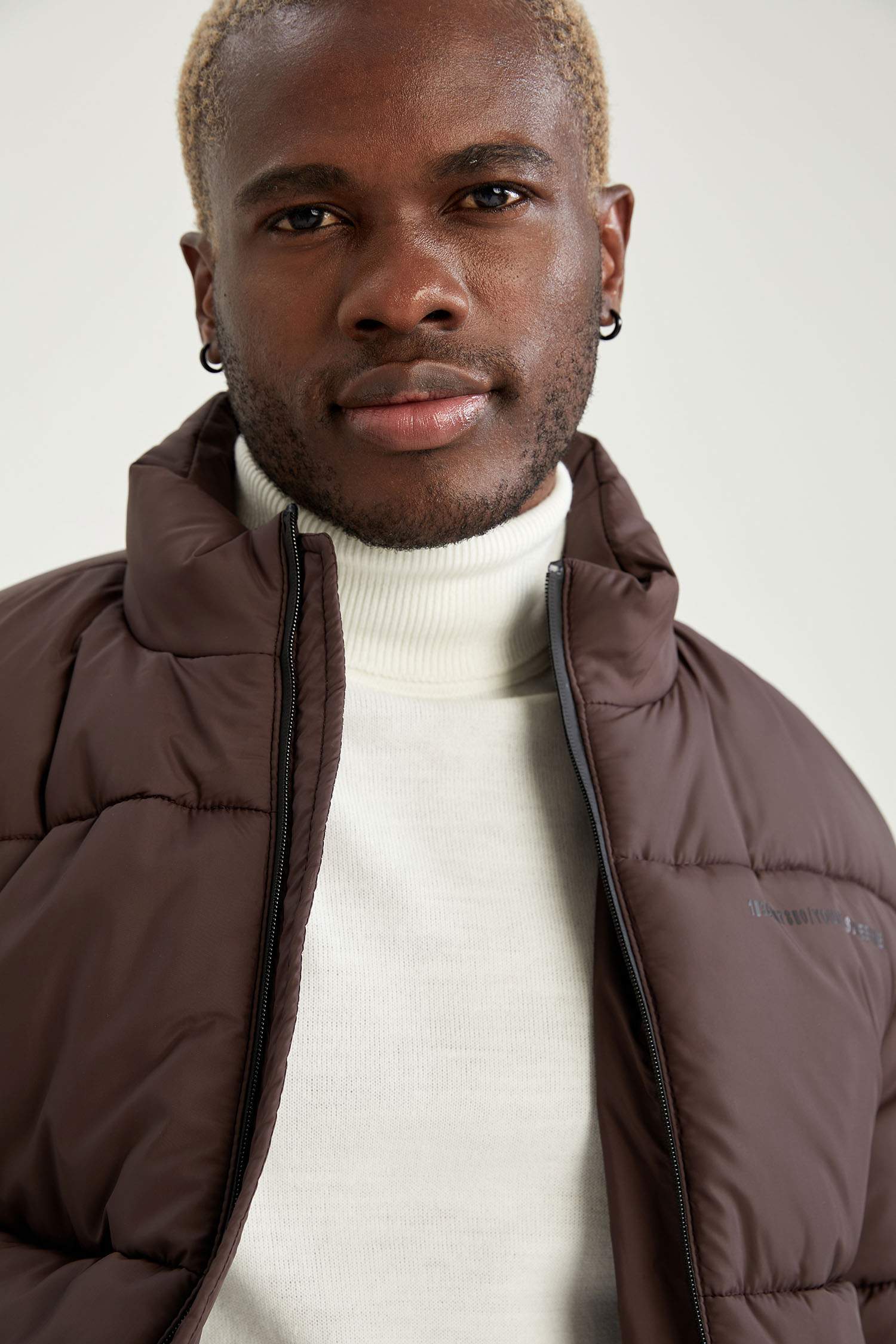 Brown MAN Regular Fit Puffer Jacket 2343343 DeFacto