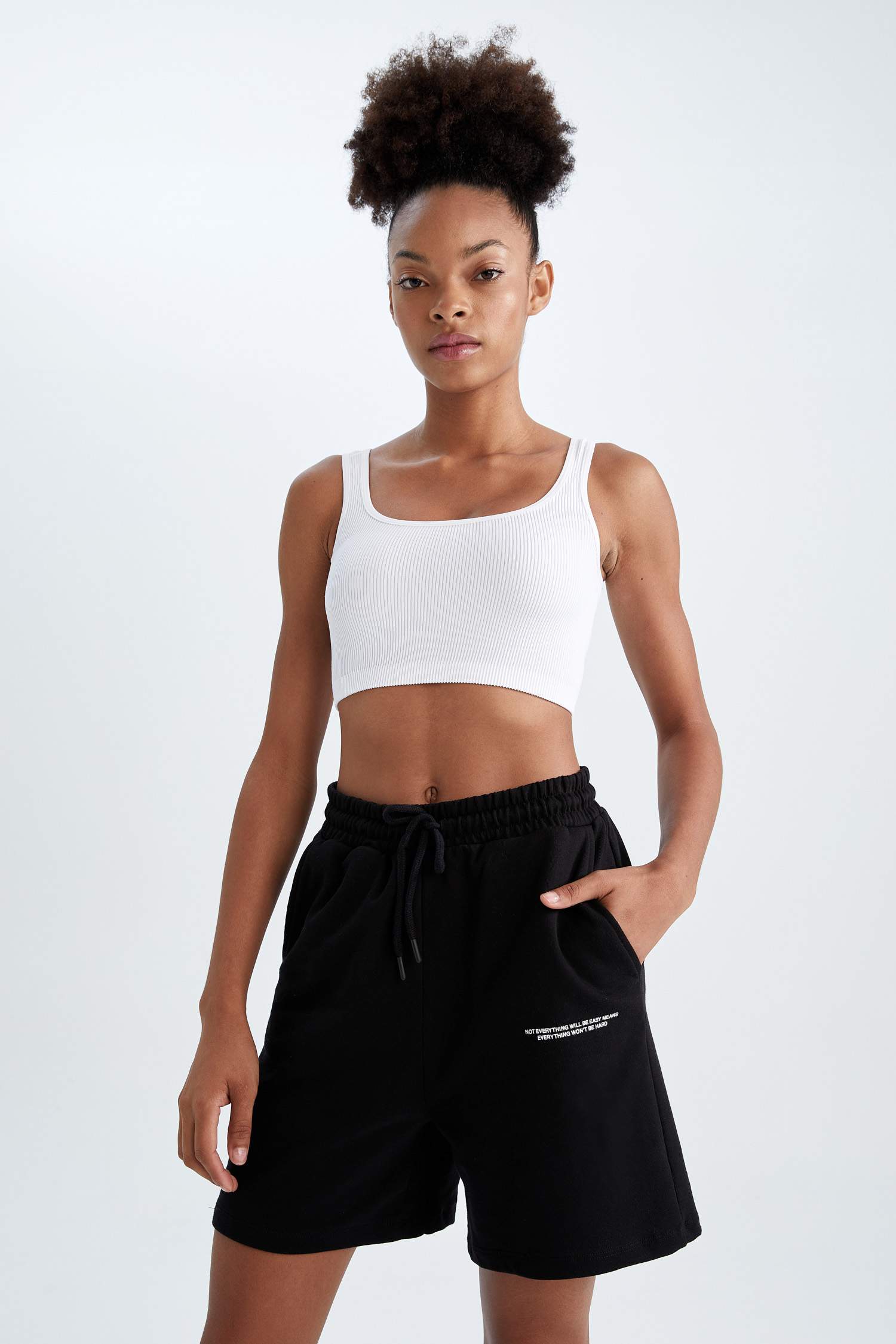 Шорты оверсайз из хлопка для женщин