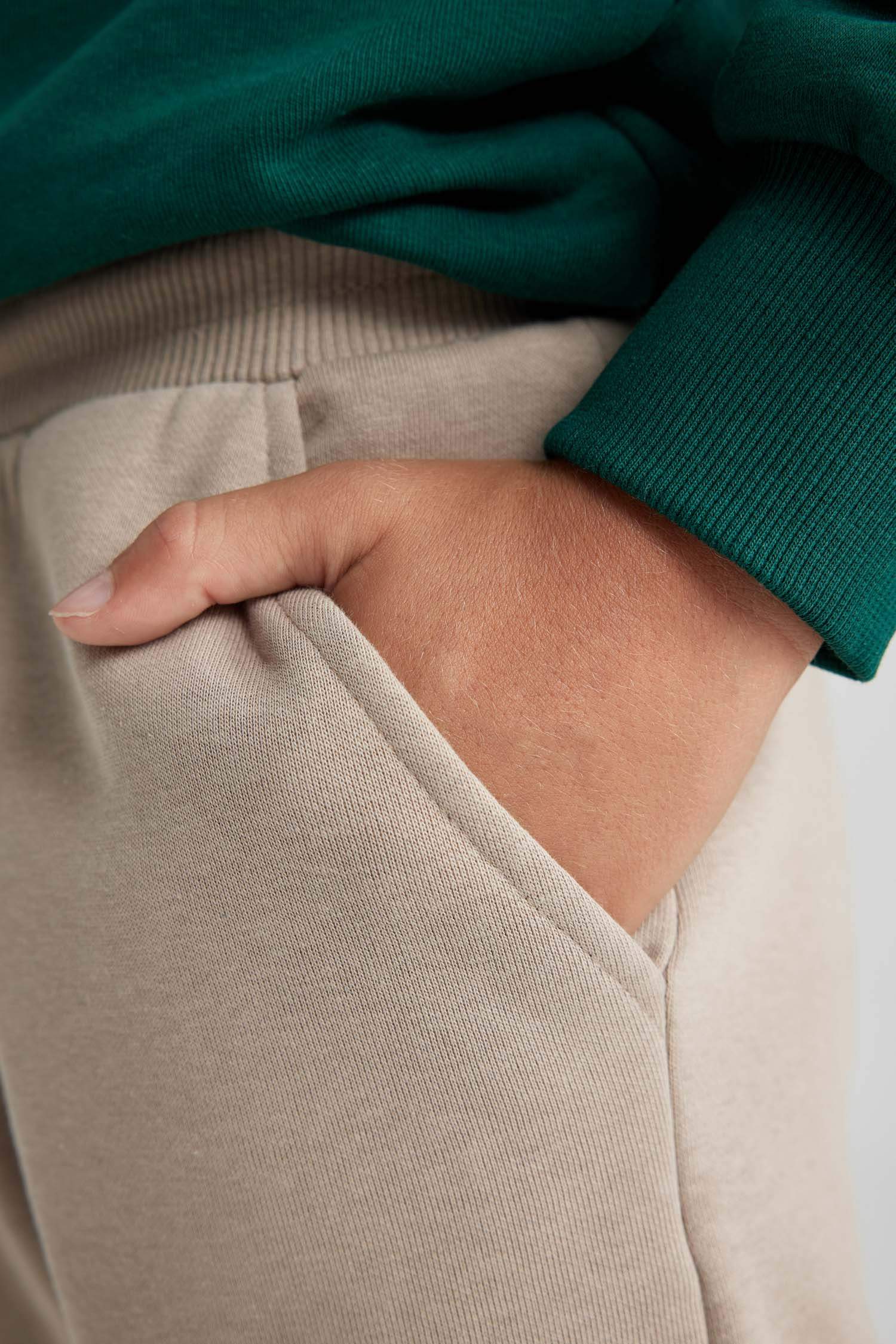 سروال قماش سميك قصة عادية