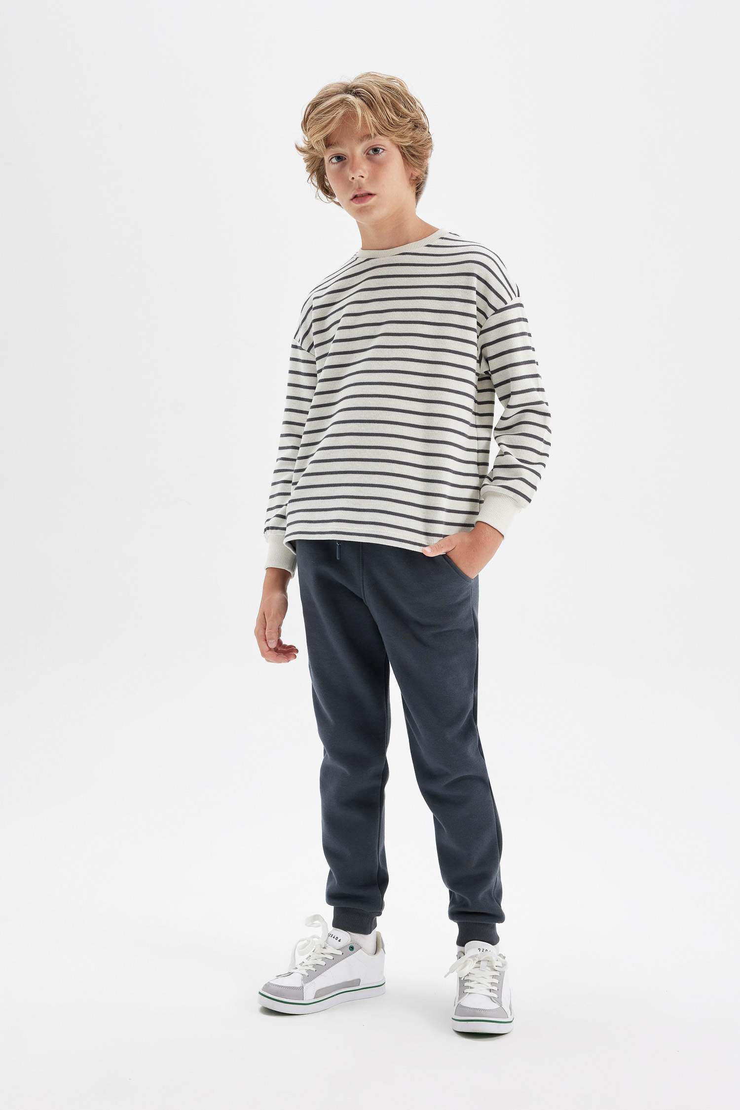 Erkek Çocuk Anstrasit Beli Paçası Lastikli Cepli Basic Düz Jogger Okul Eşofman Altı