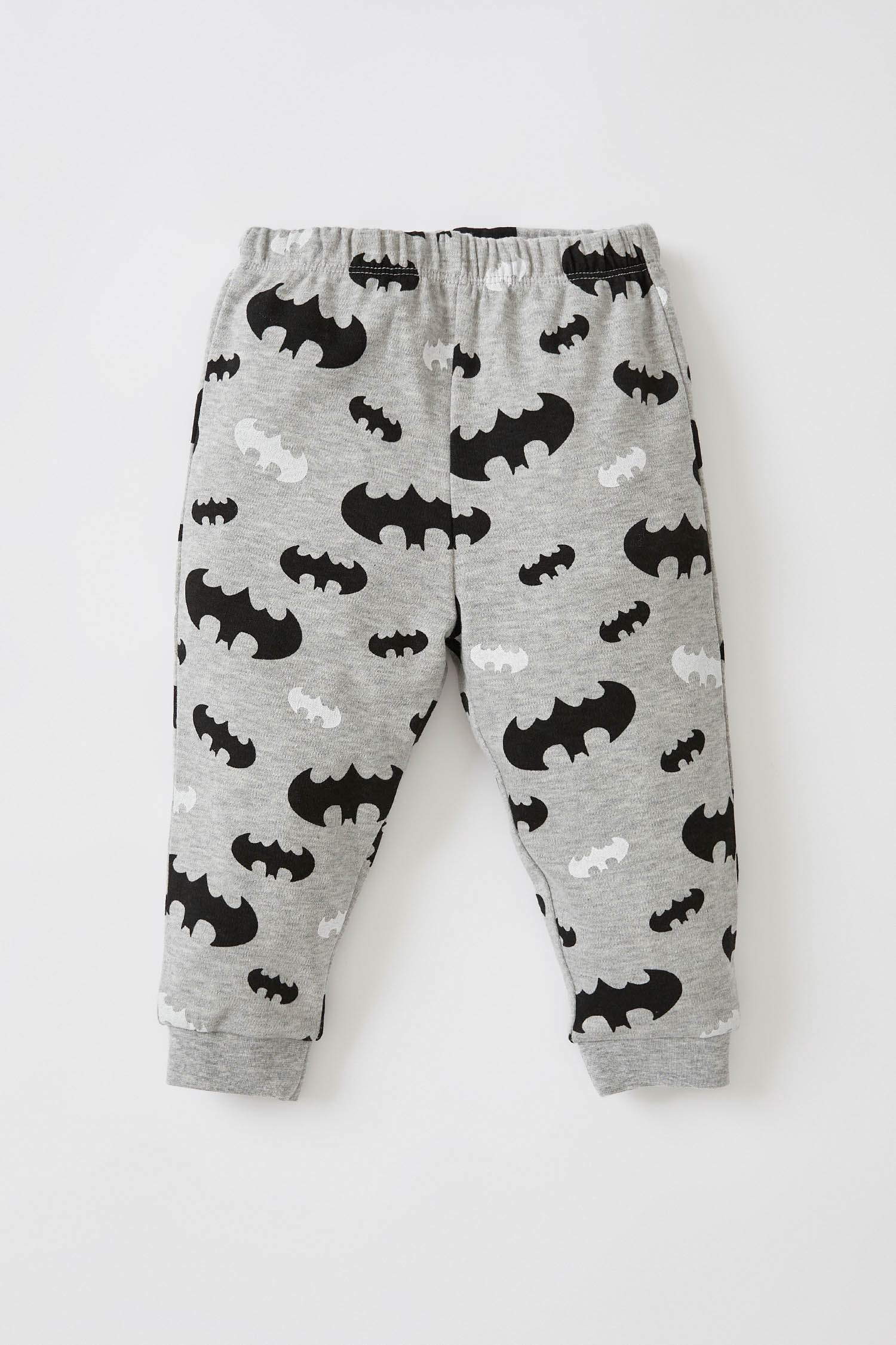 Defacto Erkek Bebek Batman Lisanslı Regular Fit Bisiklet Yaka Uzun Kollu Pamuklu Pijama Takım. 3