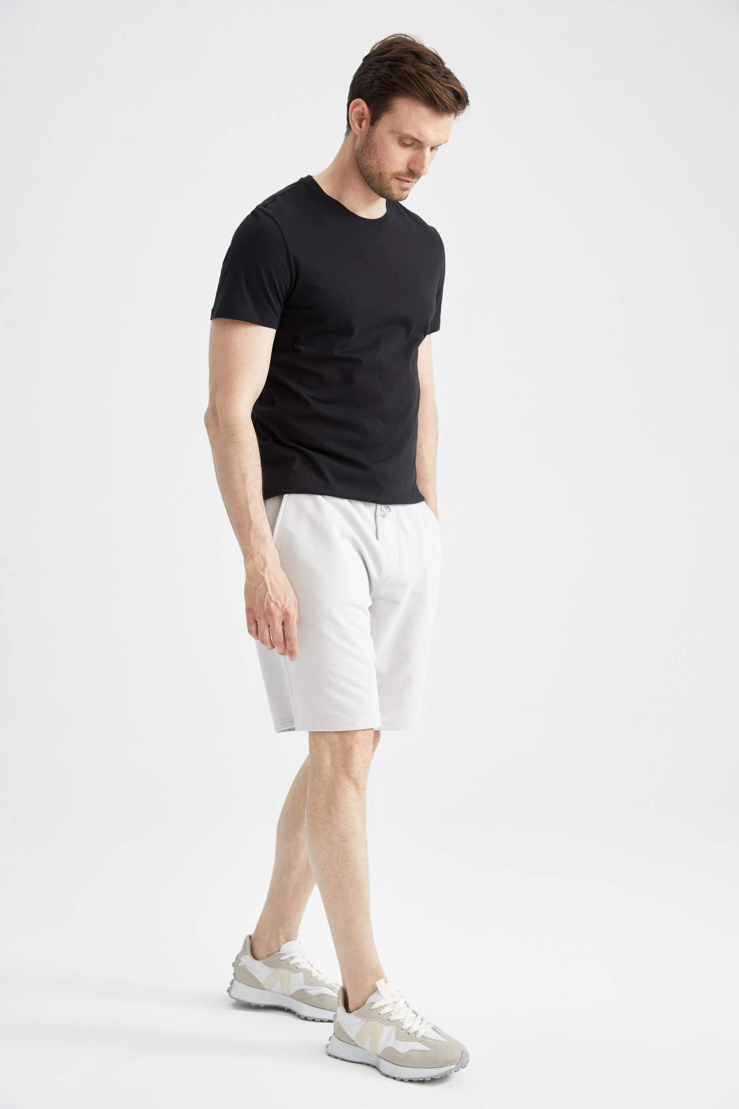 Regular Fit Pamuklu Penye Şort