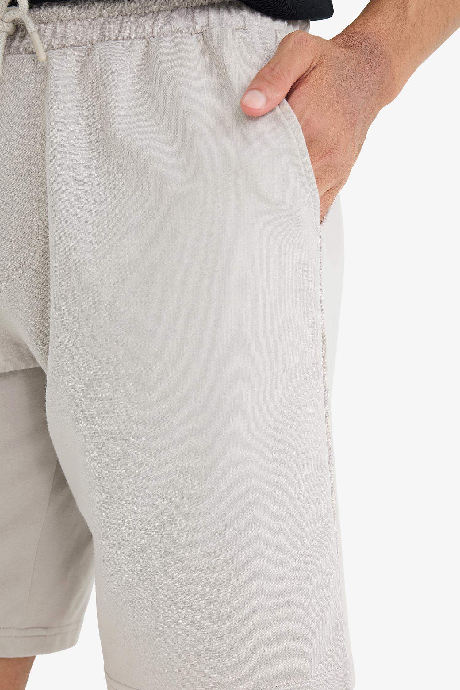 Slim Fit Dar Kesim Cepli Pamuklu Basic Düz Bermuda Şort