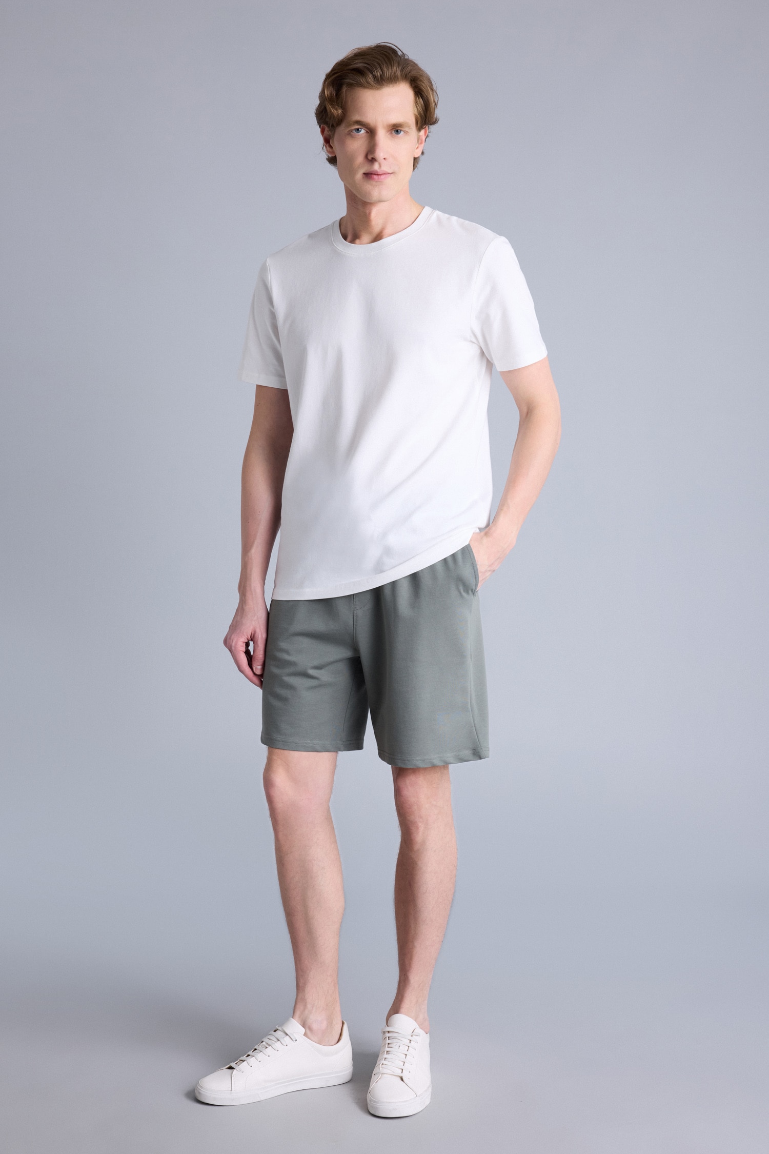 DeFacto Slim Fit Pamuklu Basic Bermuda Şort görsel 2