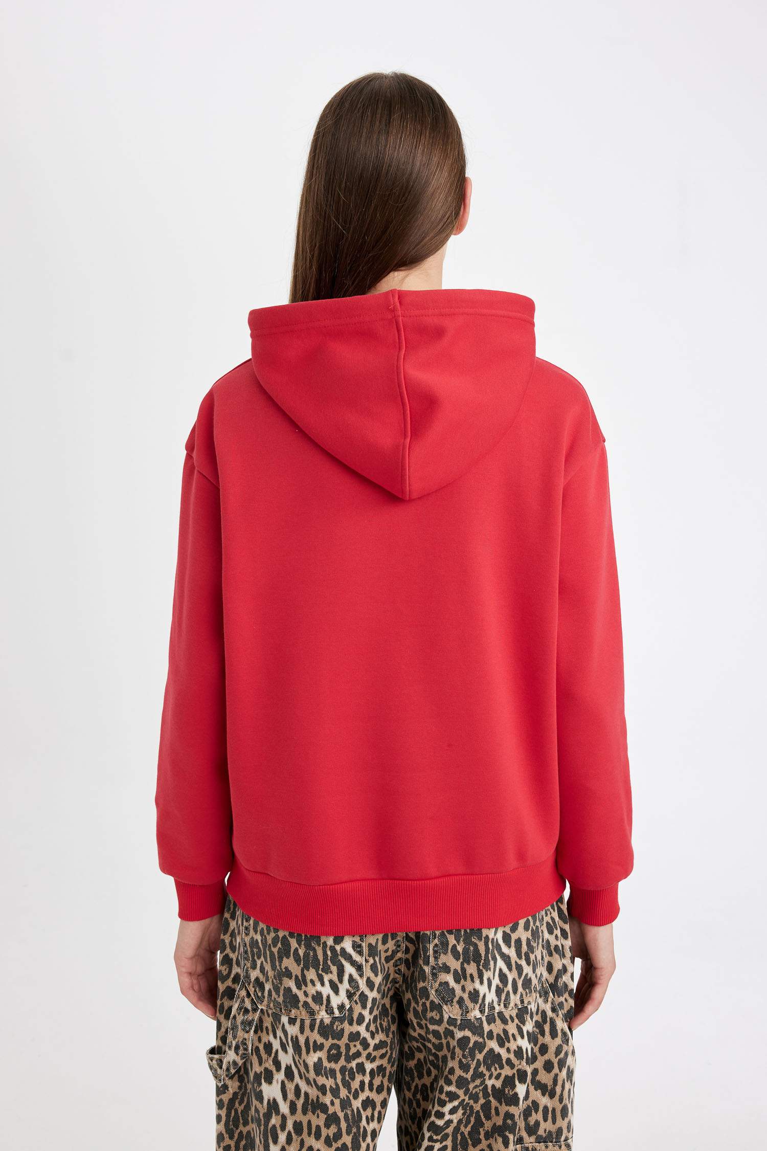 Relax Fit Hooded Thick Fabric Sweatshirt