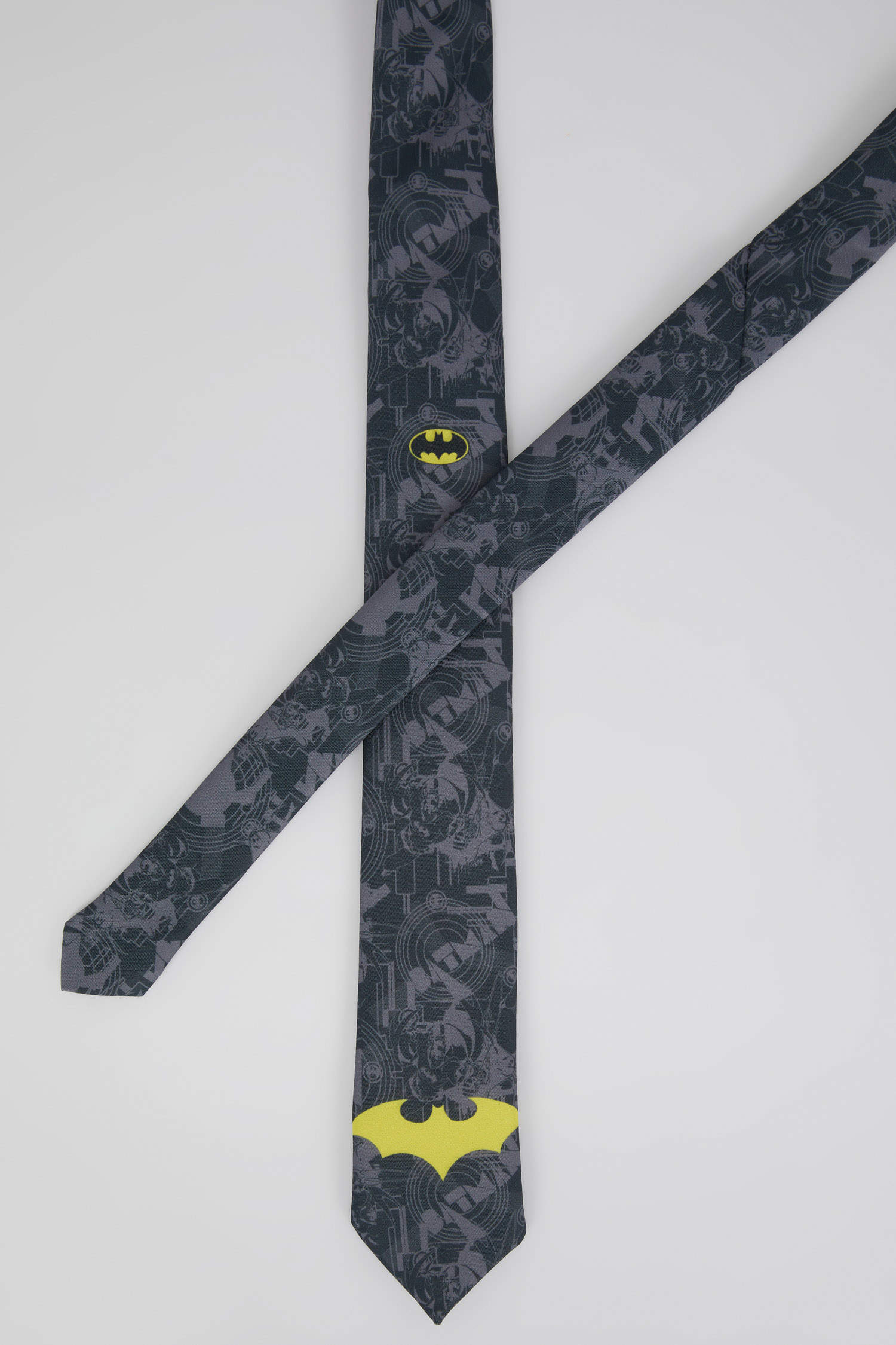 Defacto Erkek Batman Lisanslı Kravat. 2