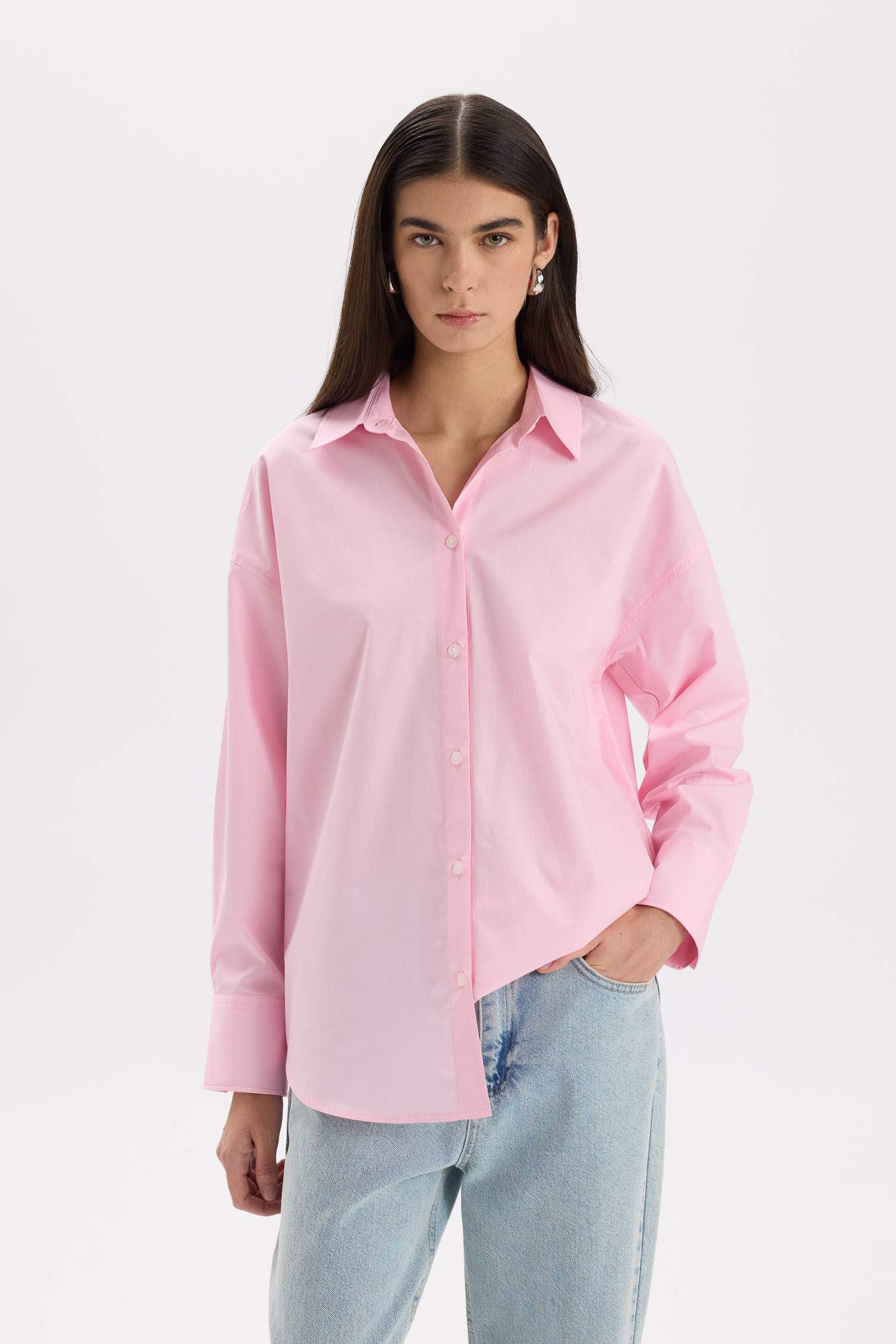 قميص كم طويل بوبلين اوفر سايز برقبة قميص