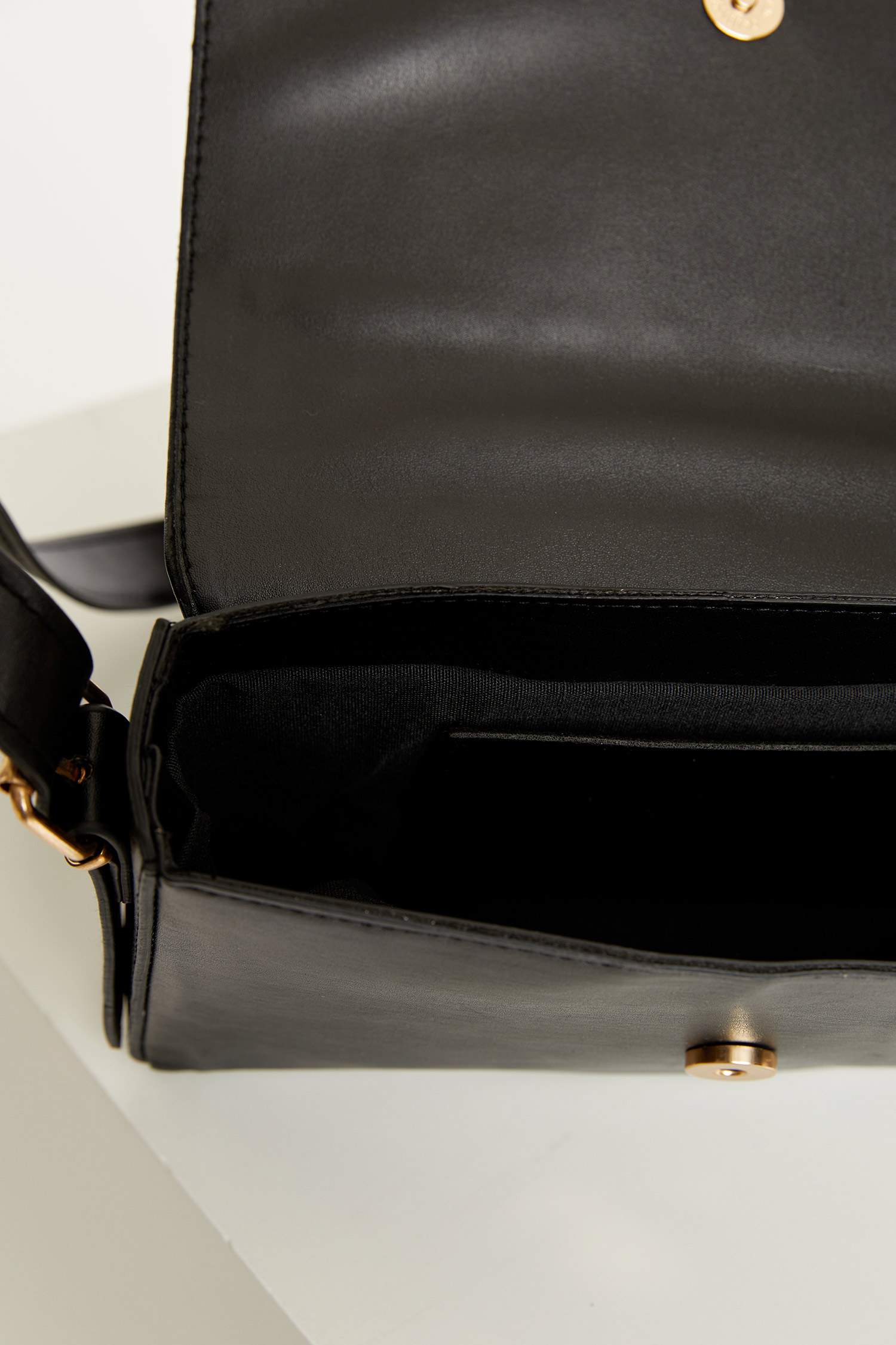 Kadın Suni Deri Kol Çantası