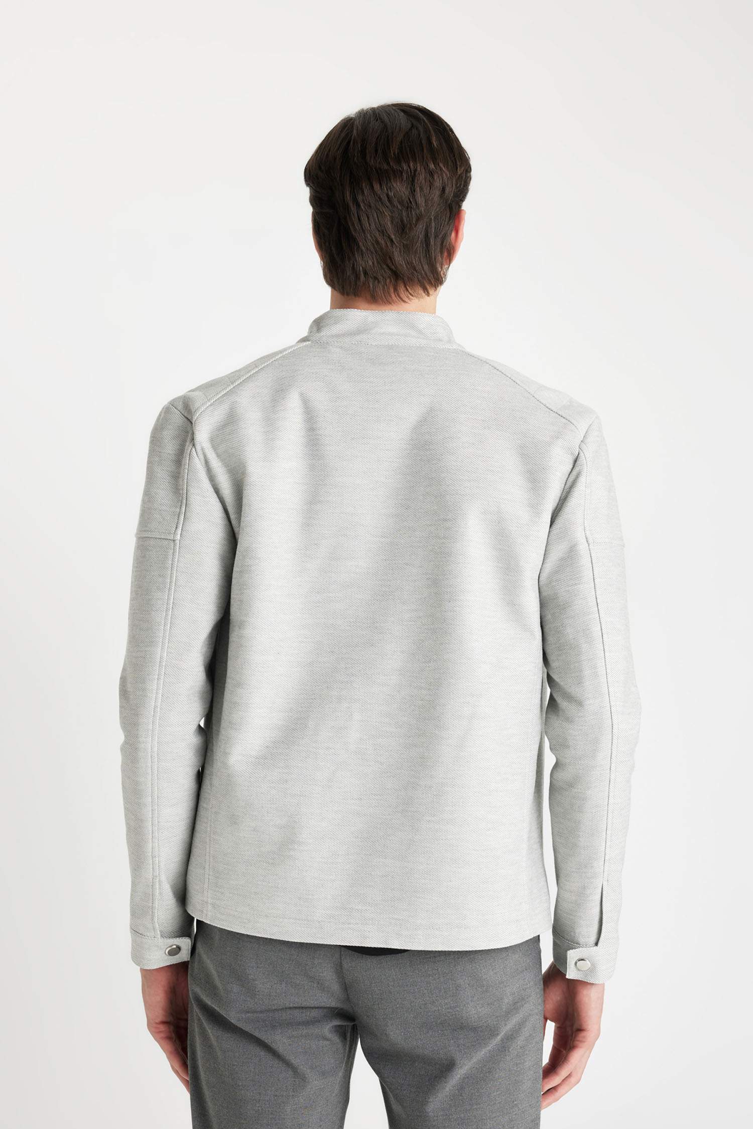 Slim Fit Dar Kesim Dik Yaka Astarlı Fermuarlı Cepli Mevsimlik Baharlık Ceket Mont