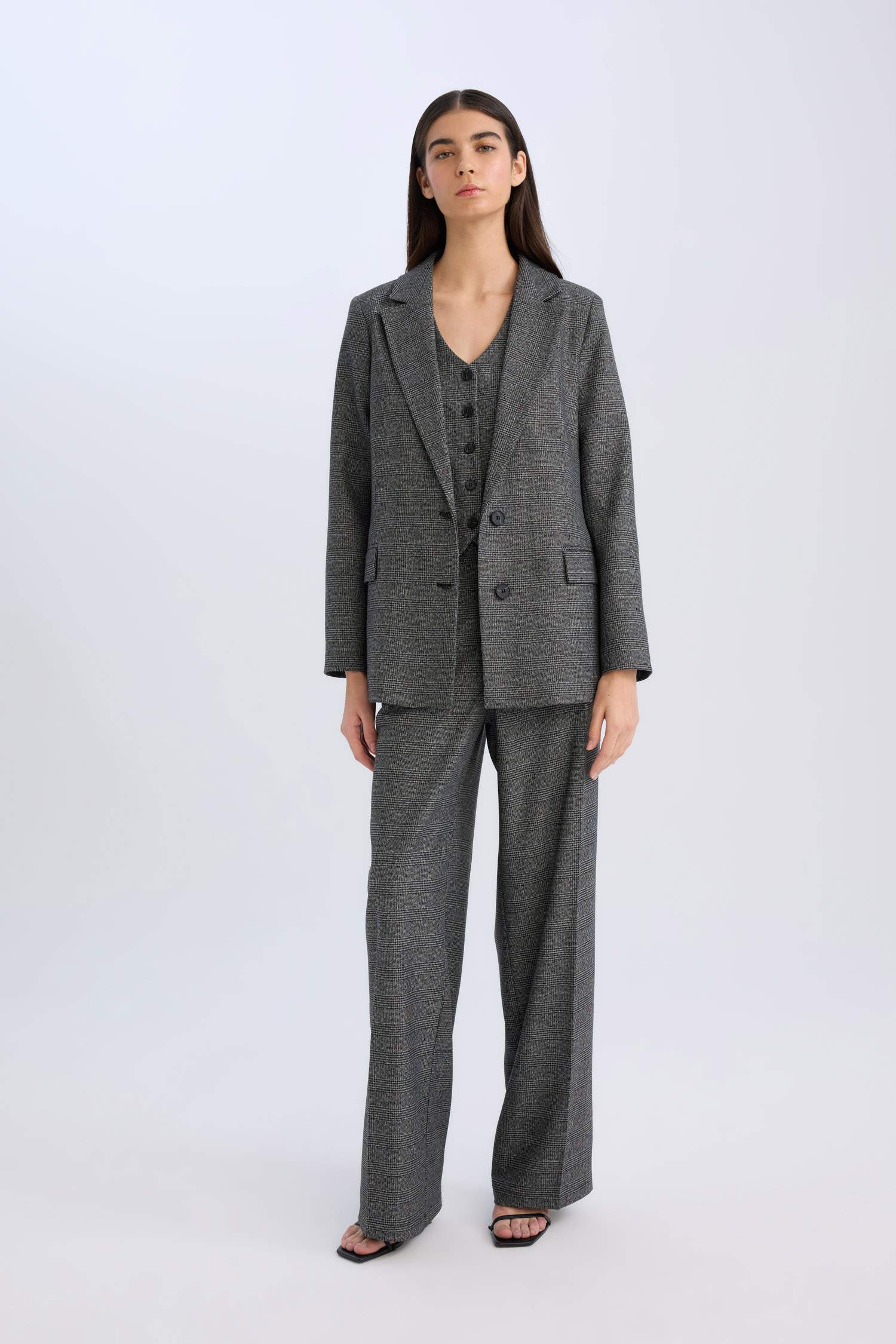 Oversize Geniş Kalıp Düğmeli Blazer Ceket