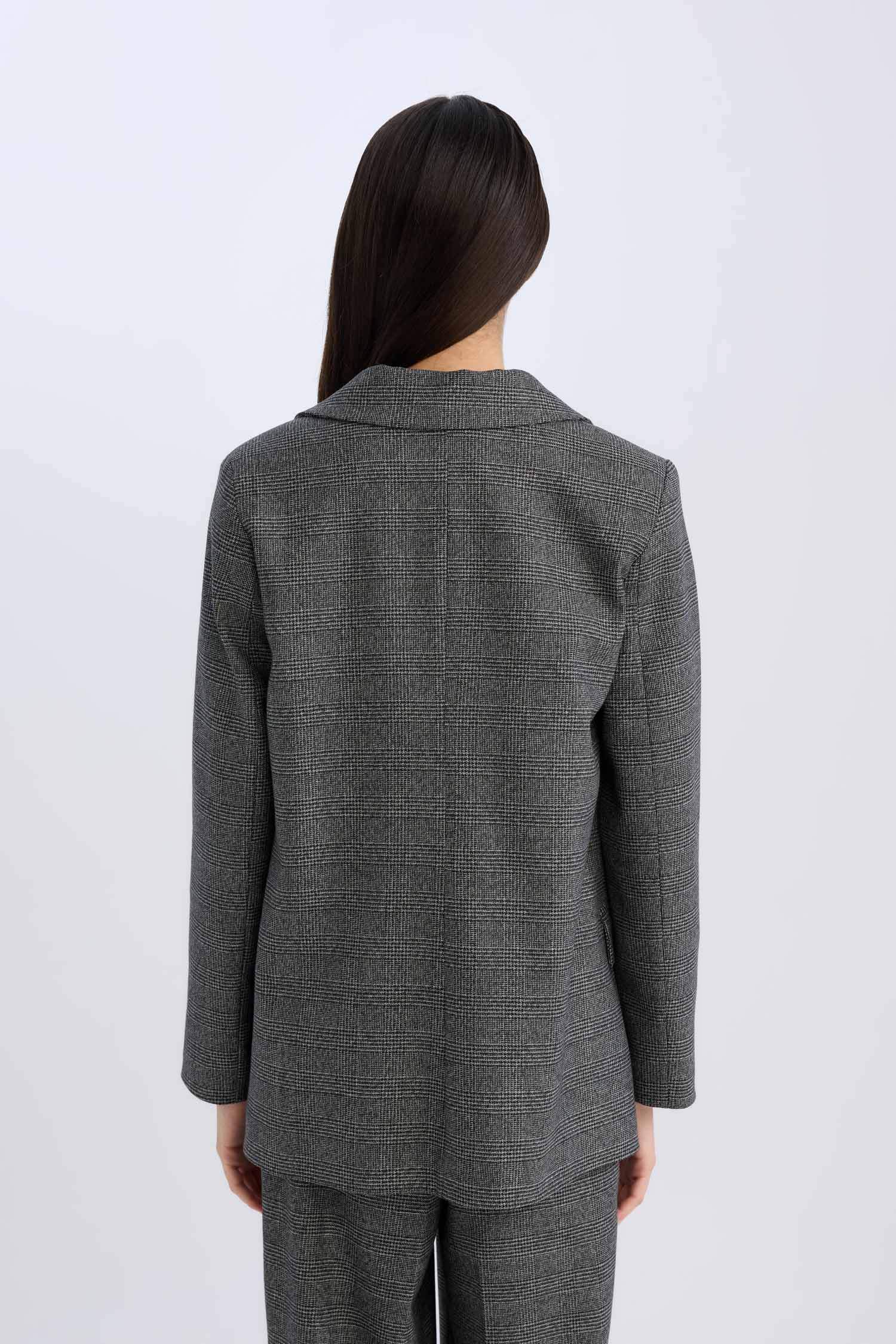 Oversize Geniş Kalıp Düğmeli Blazer Ceket