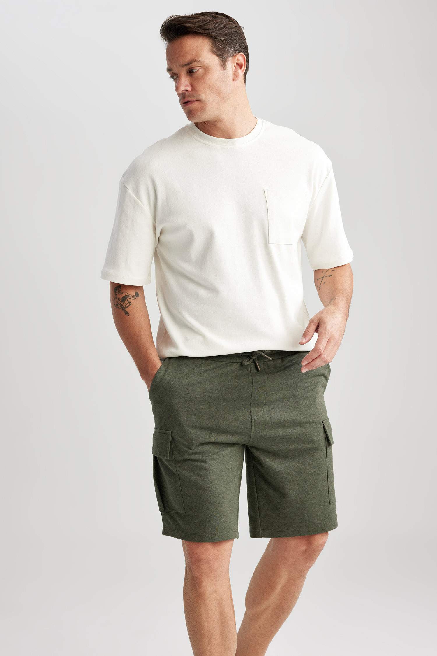 Шорты стандартного кроя