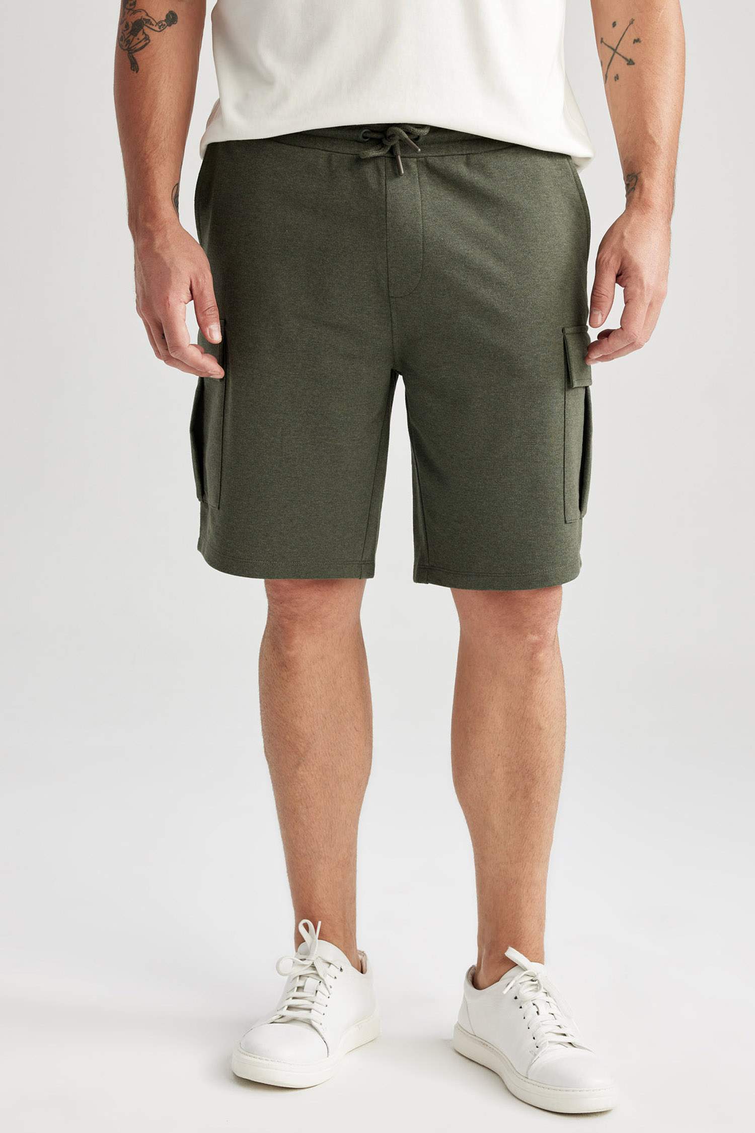 Шорты стандартного кроя