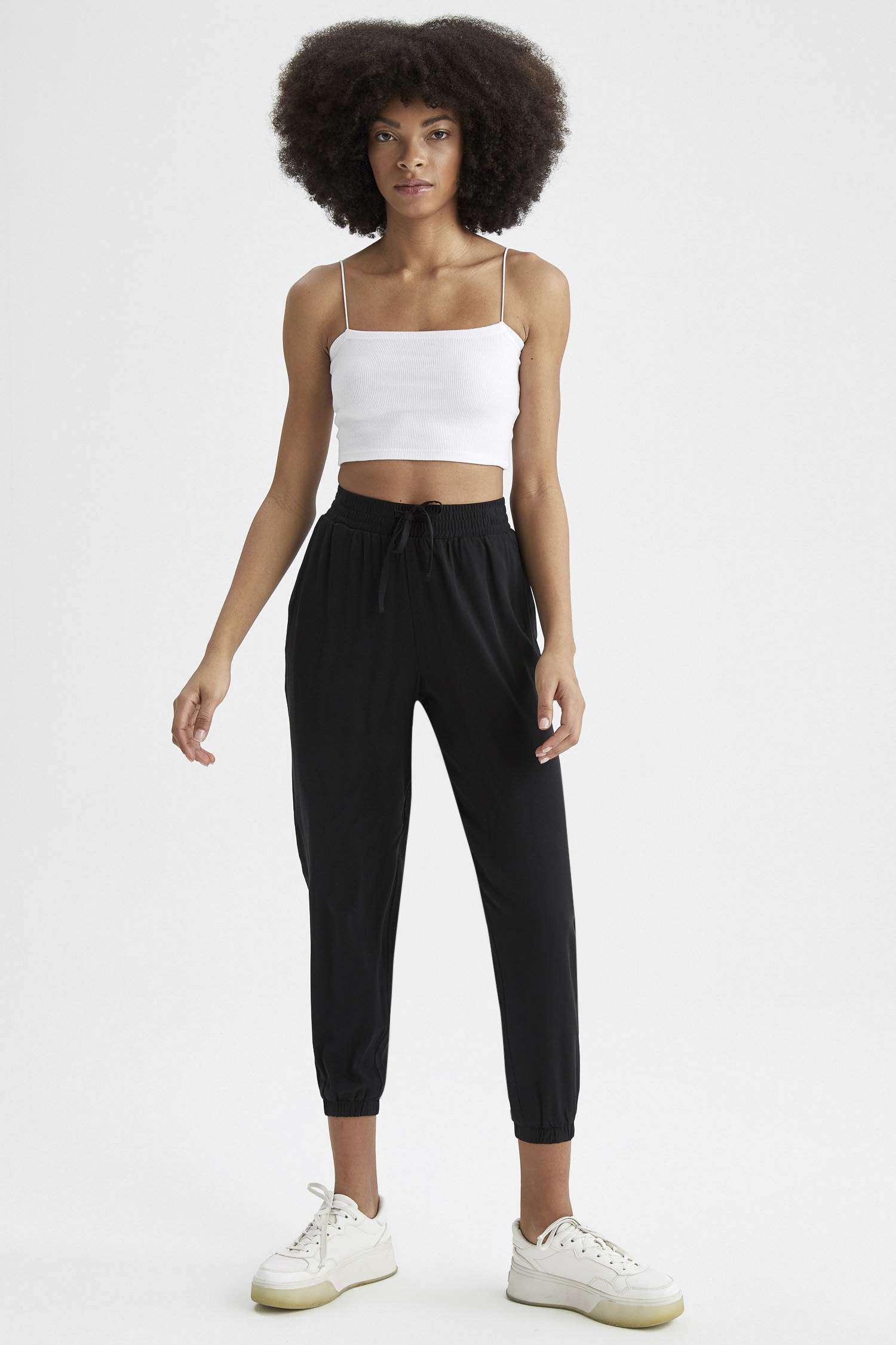 سروال فيسكوز جوجر قصة عادية