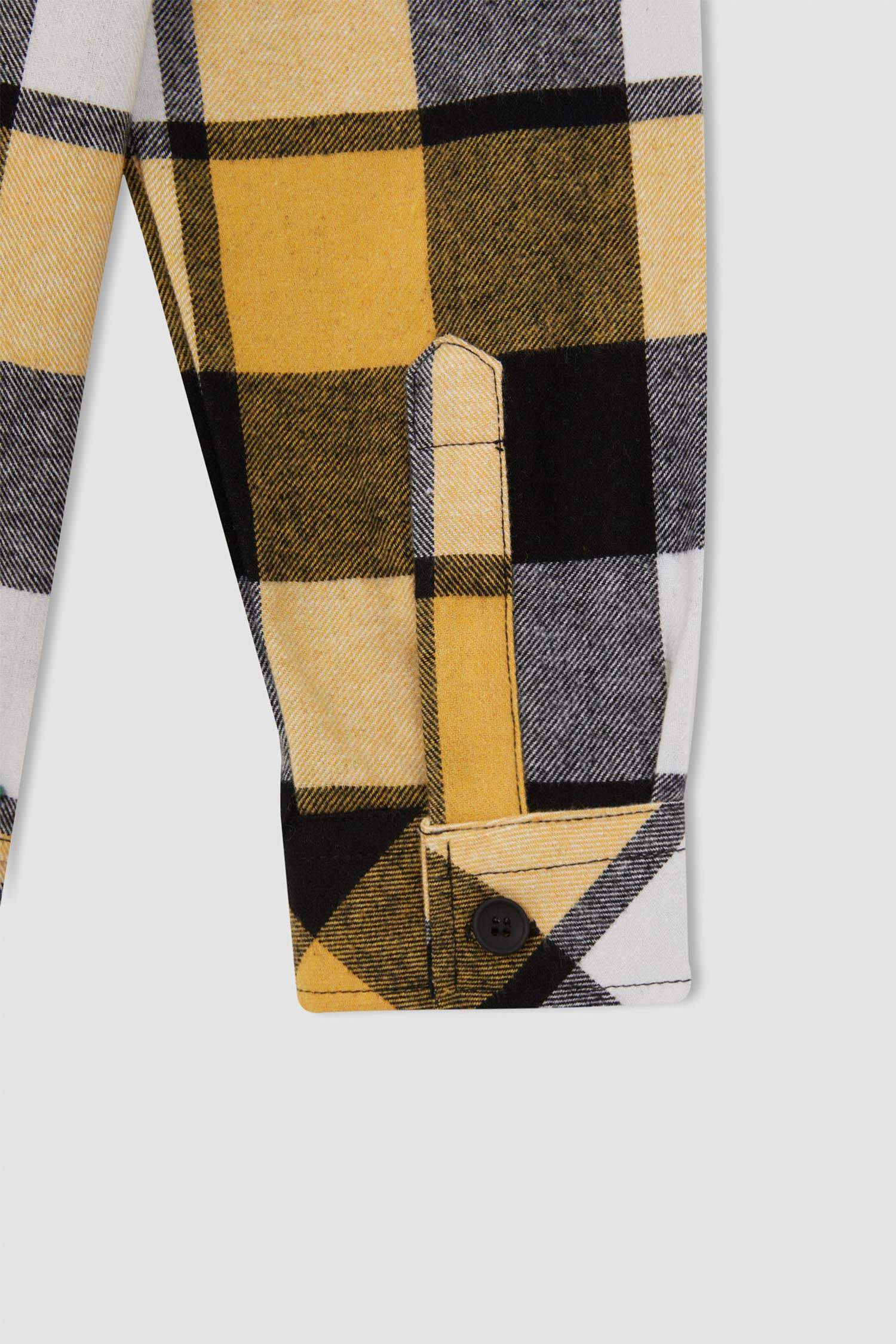 قميص كم طويل فلانيل قصة عادية بياقة بولو