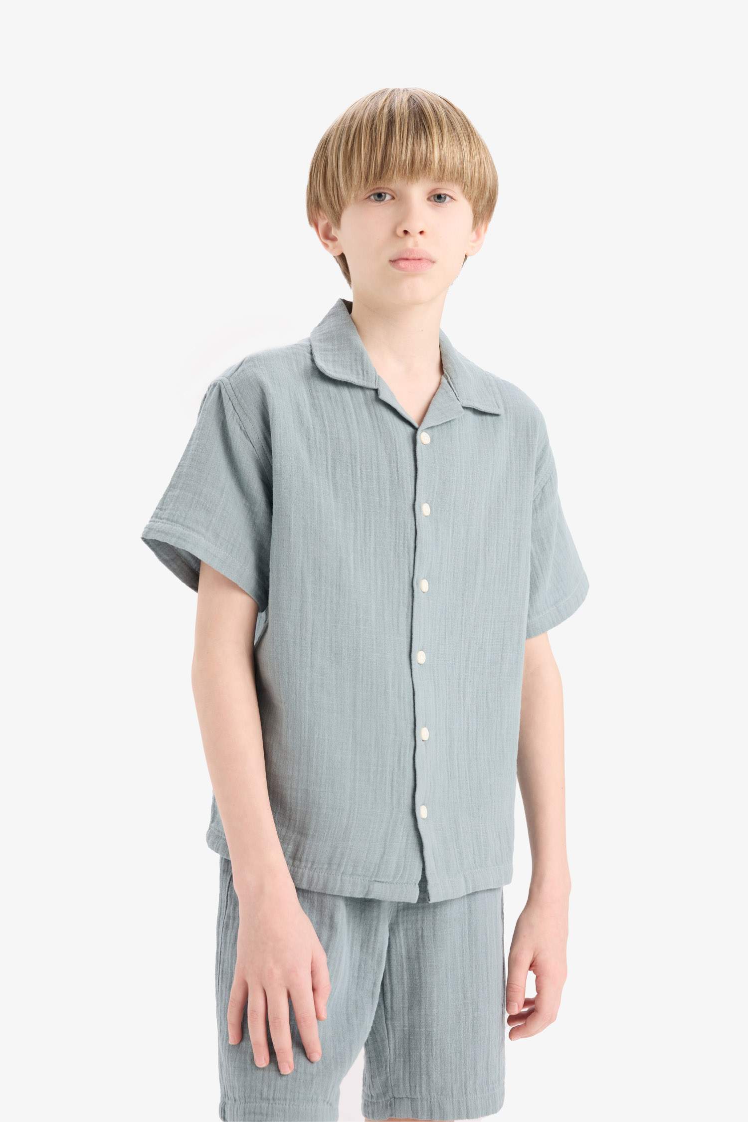 Erkek Çocuk Oversize Geniş Kalıp Polo Yaka Müslin Kısa Kollu Gömlek