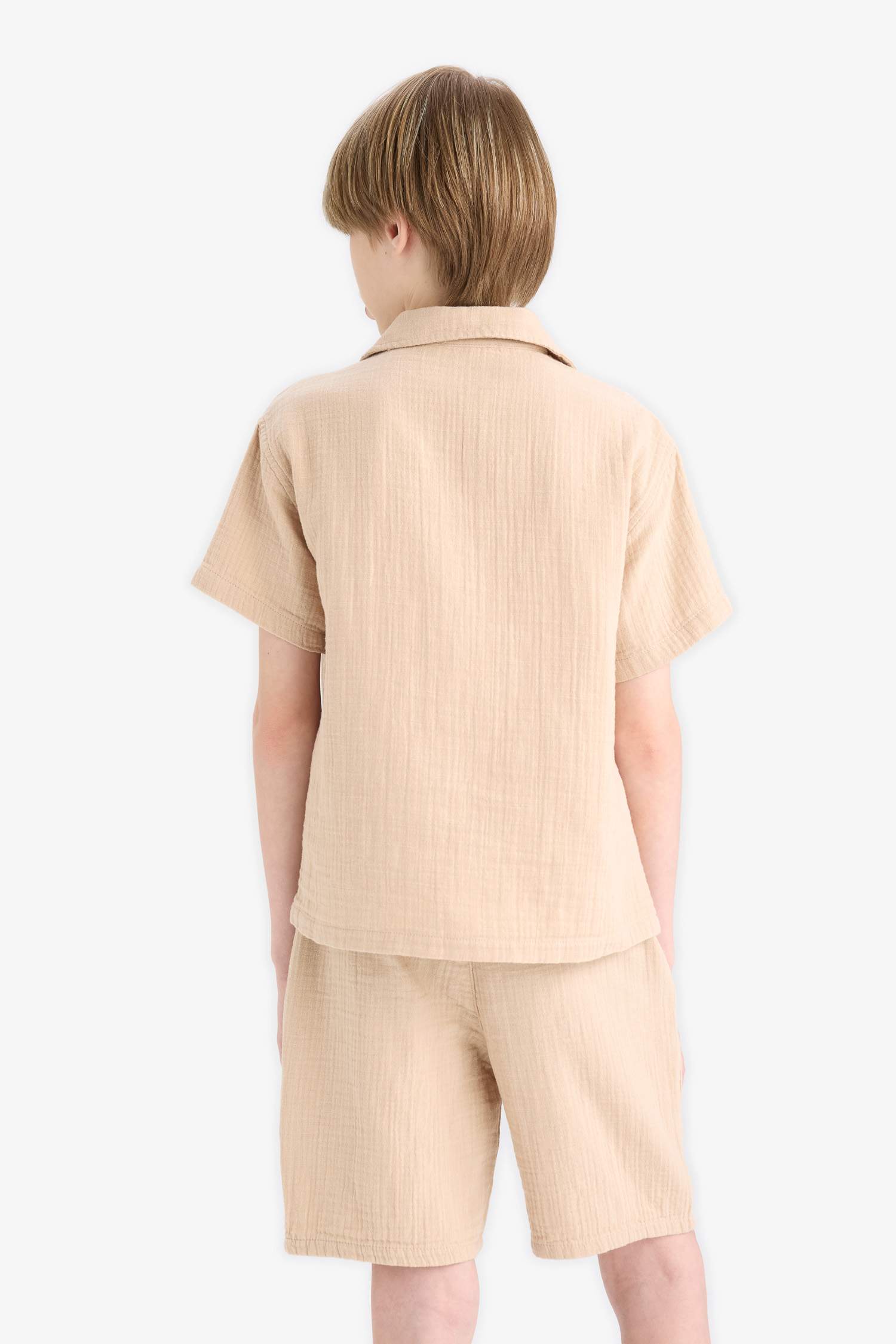 Erkek Çocuk Oversize Geniş Kalıp Polo Yaka Müslin Kısa Kollu Gömlek