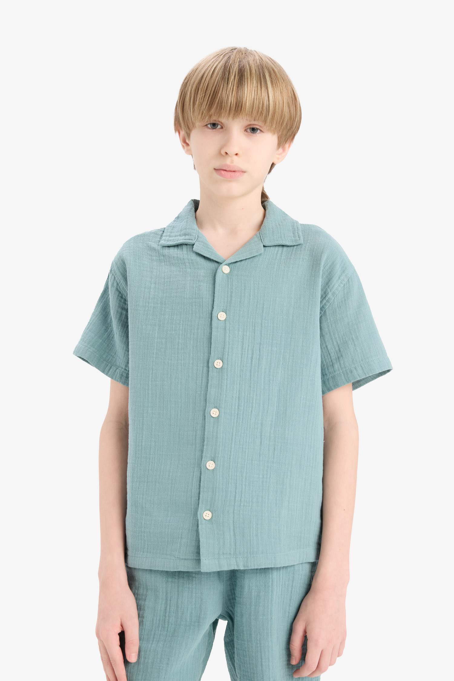 Erkek Çocuk Oversize Geniş Kalıp Polo Yaka Müslin Kısa Kollu Gömlek