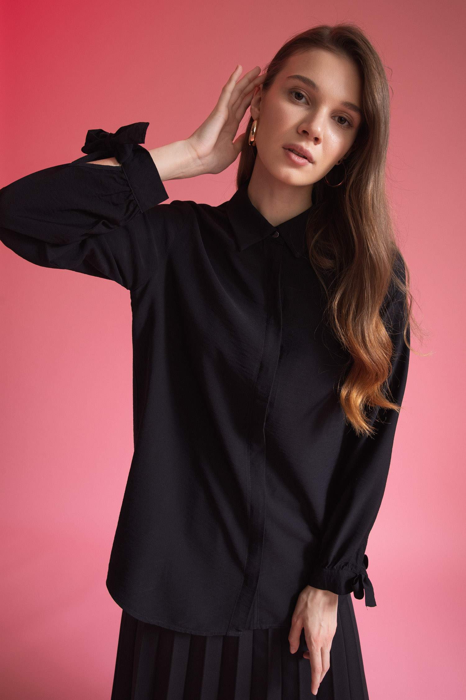 Black WOMAN Long Sleeve Buttoned Viscose Shirt 2370340 DeFacto
