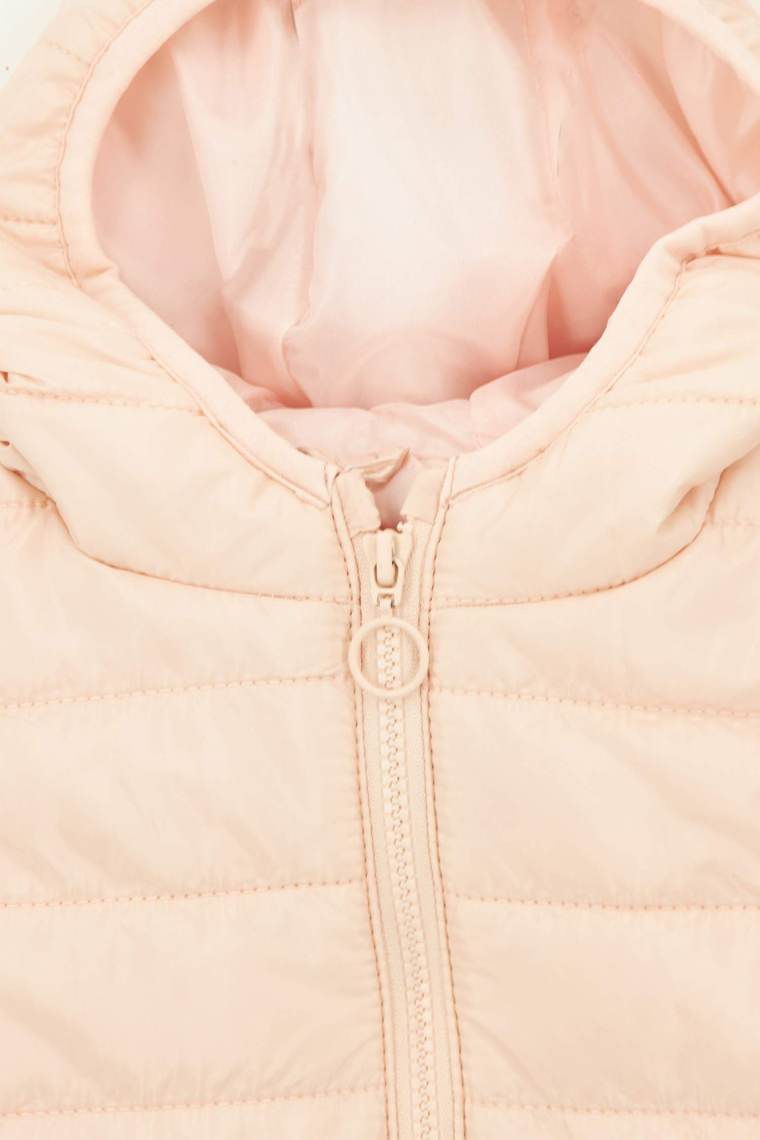 Дутый жилет с капюшоном для девочек