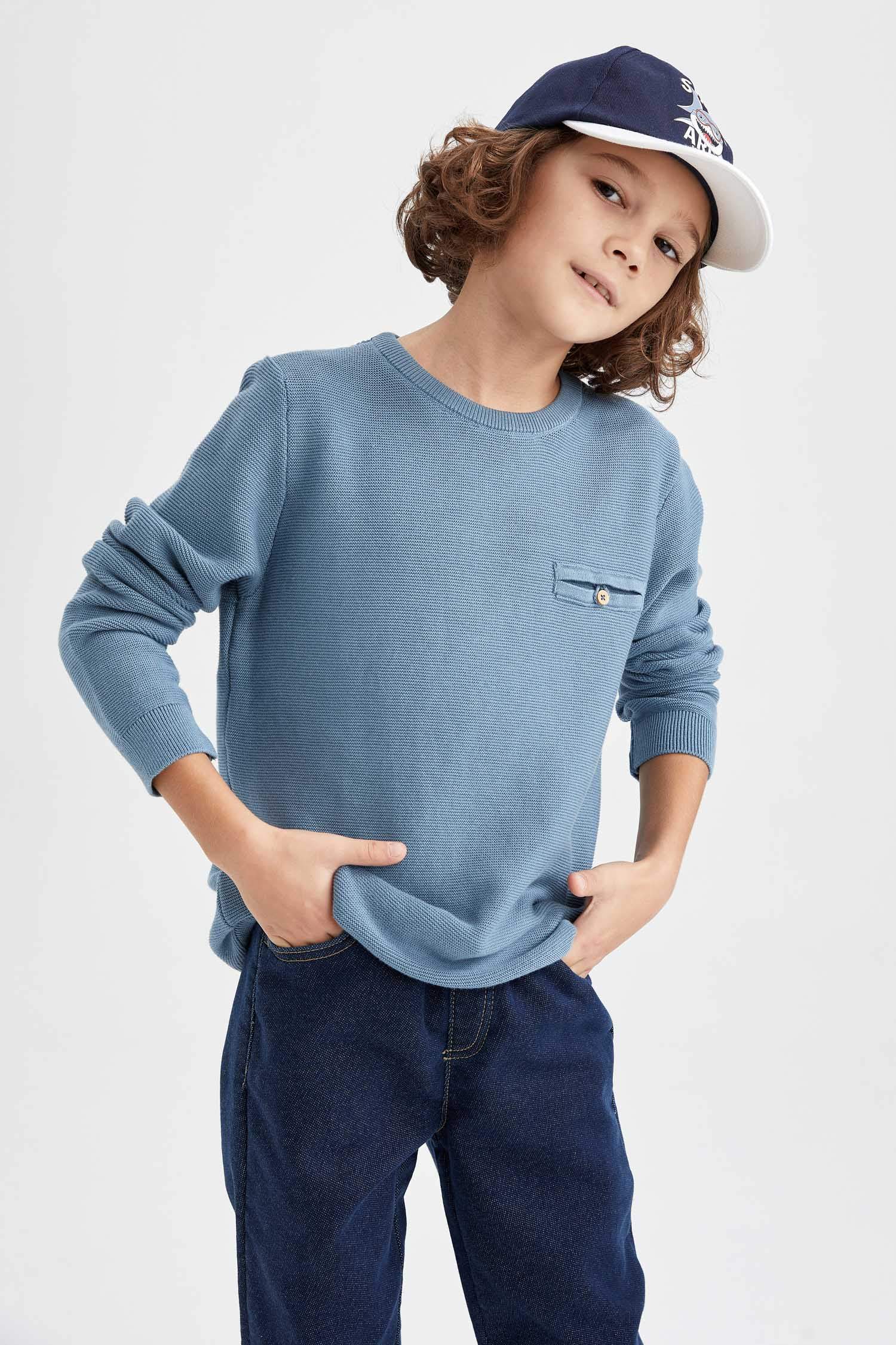 Свитер стандартного кроя для девочек