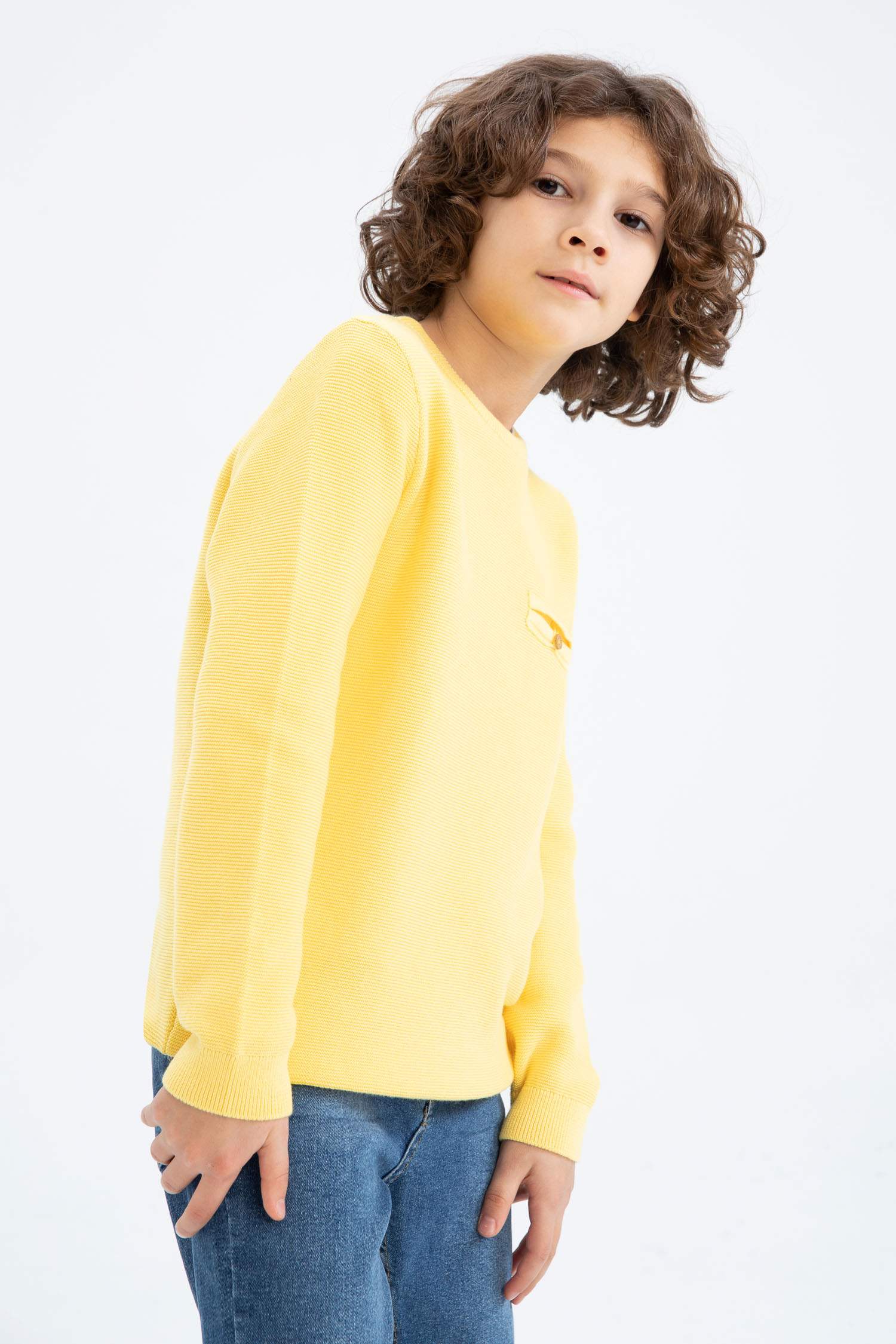 Пуловер стандартного кроя с круглым вырезом из хлопка для мальчиков