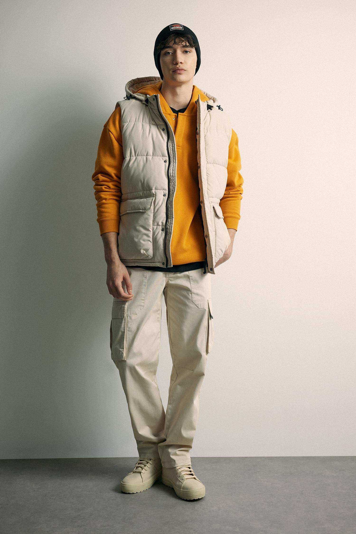 Su İtici Regular Fit Kapüşonlu Fermuarlı İç Cepli Şişme Yelek