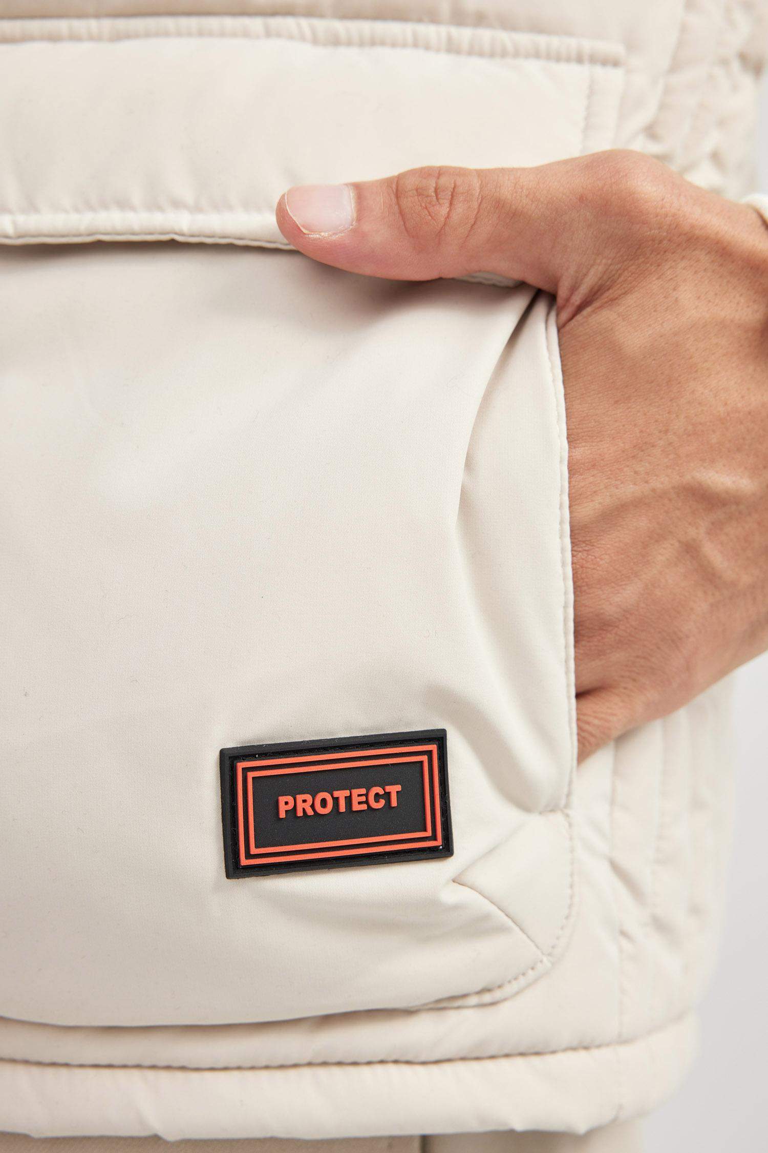 Su İtici Regular Fit Kapüşonlu Fermuarlı İç Cepli Şişme Yelek