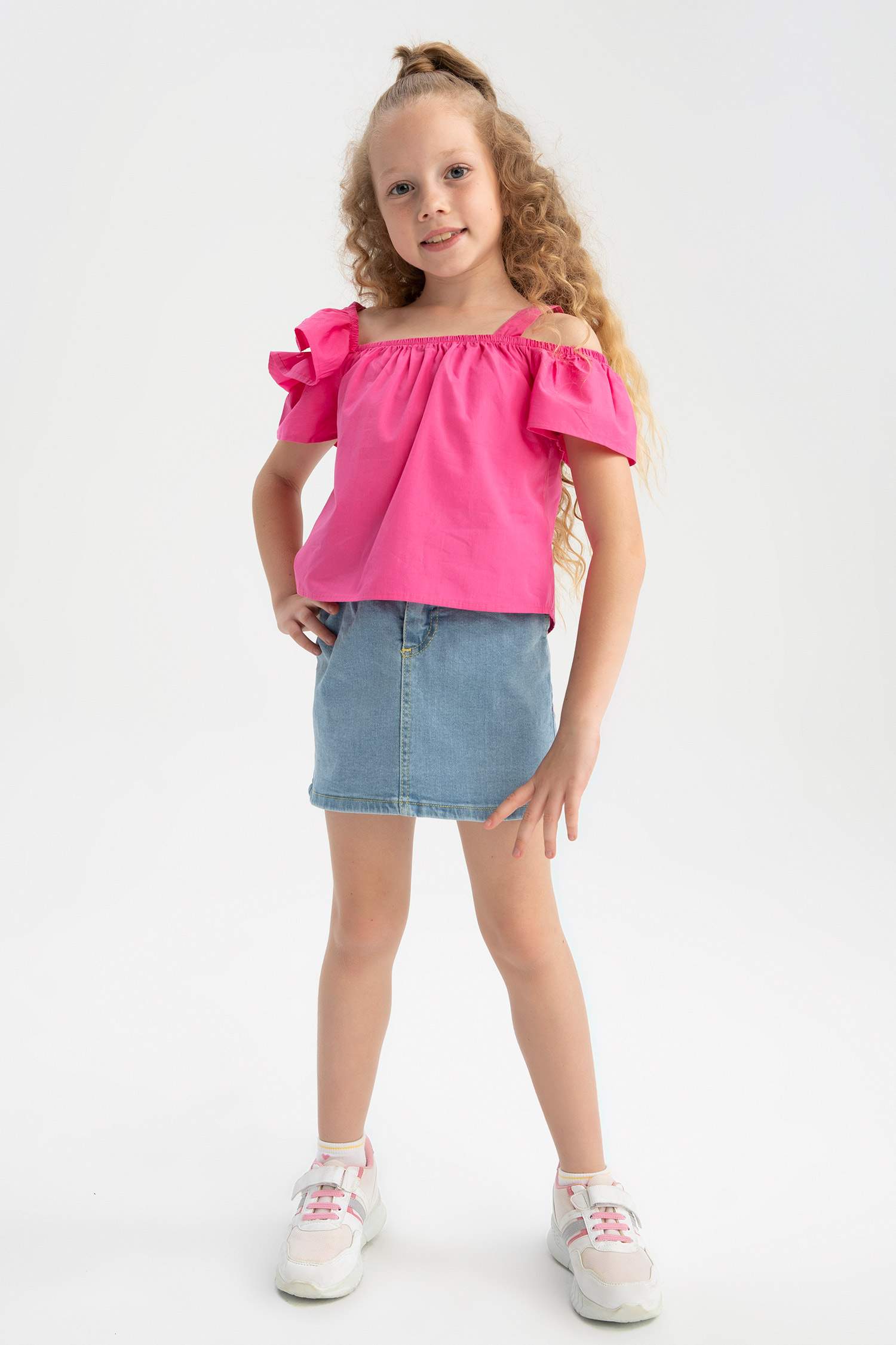 Джинсовая юбка мини свободного кроя для девочек