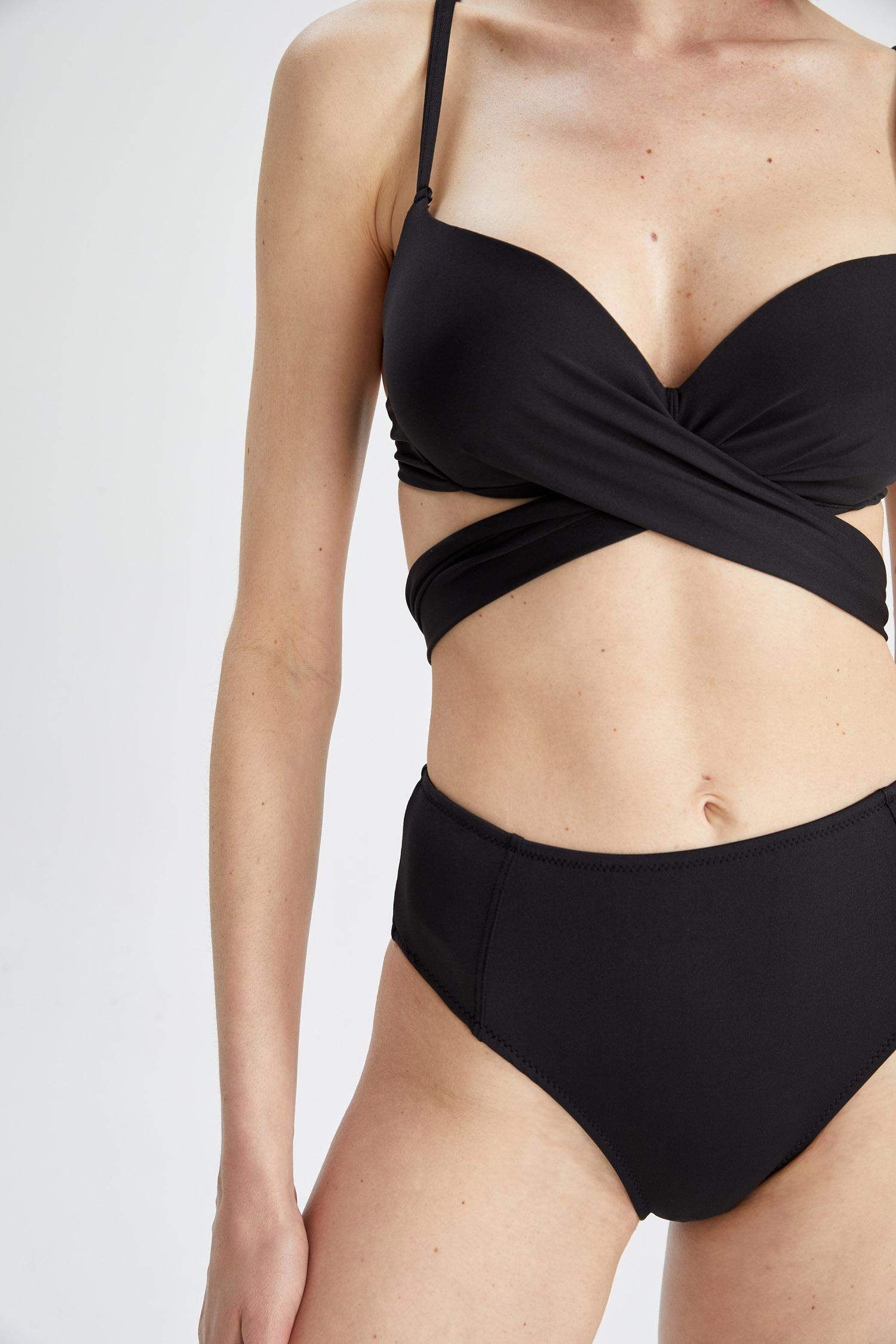 DeFacto Regular Fit Bikini Top 2024, Buy DeFacto Online