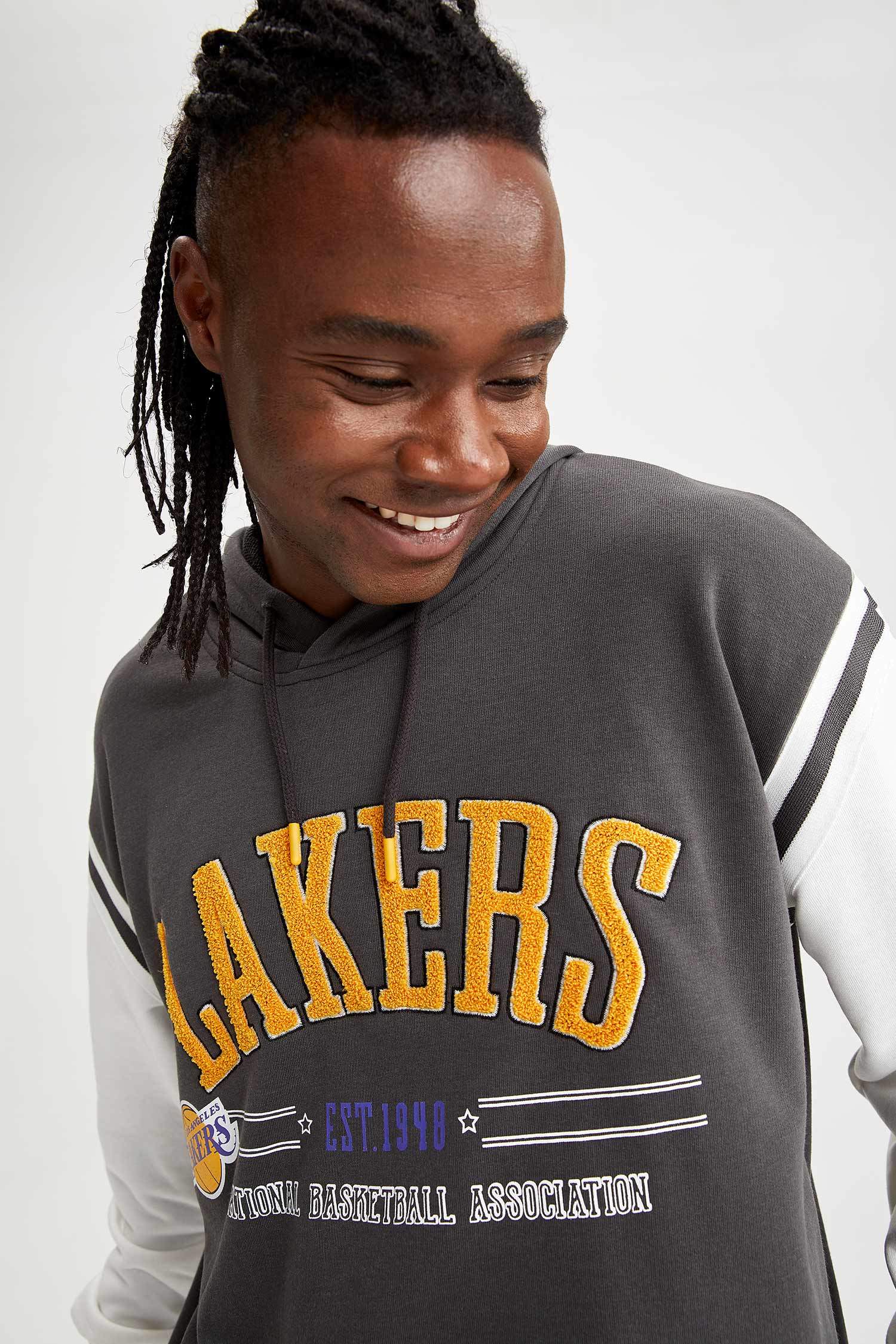 Defacto Fit NBA Los Angeles Lakers Kapüşonlu Sweatshirt. 8