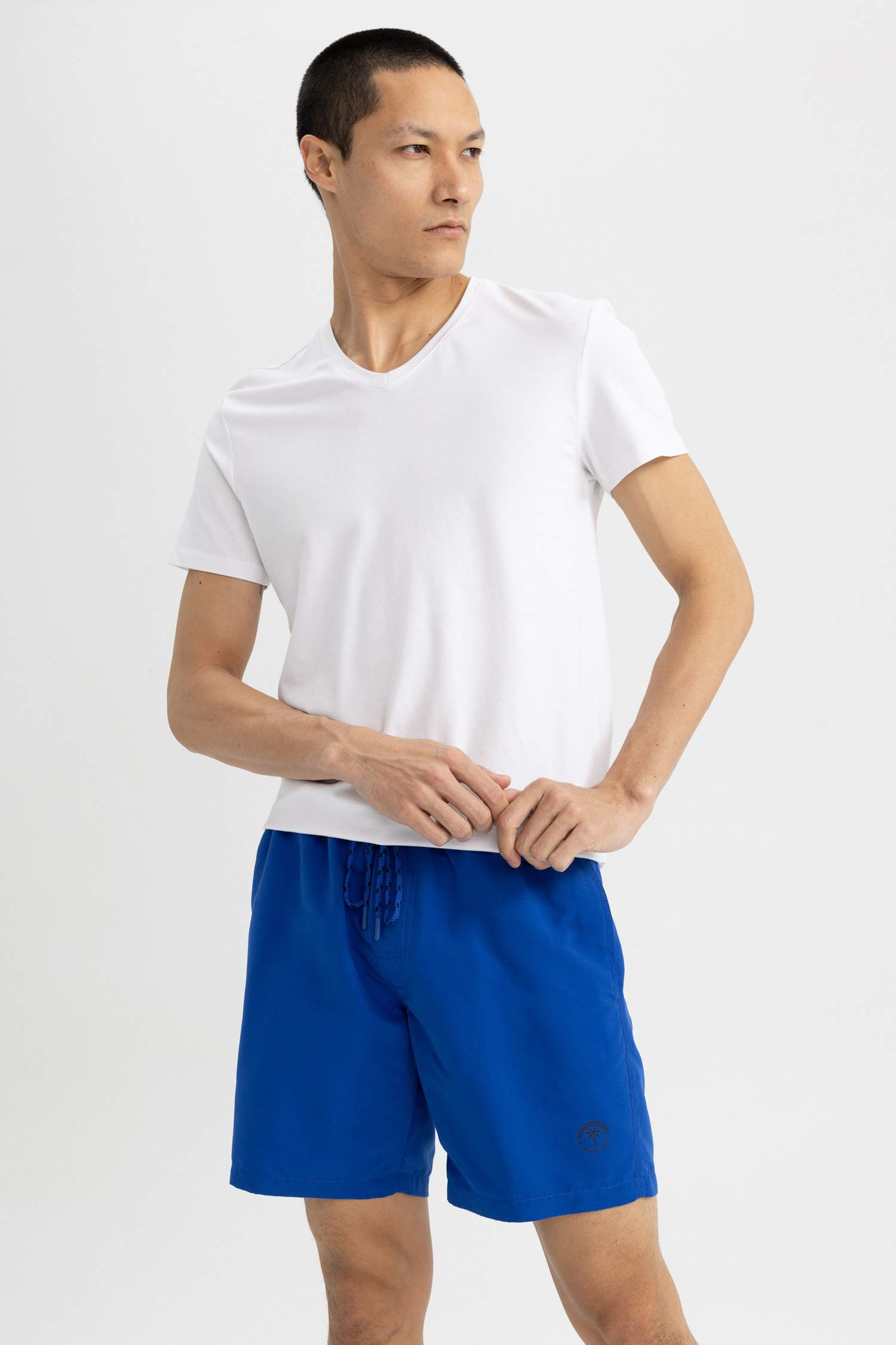 شورت بحر بيزك قصة عادية