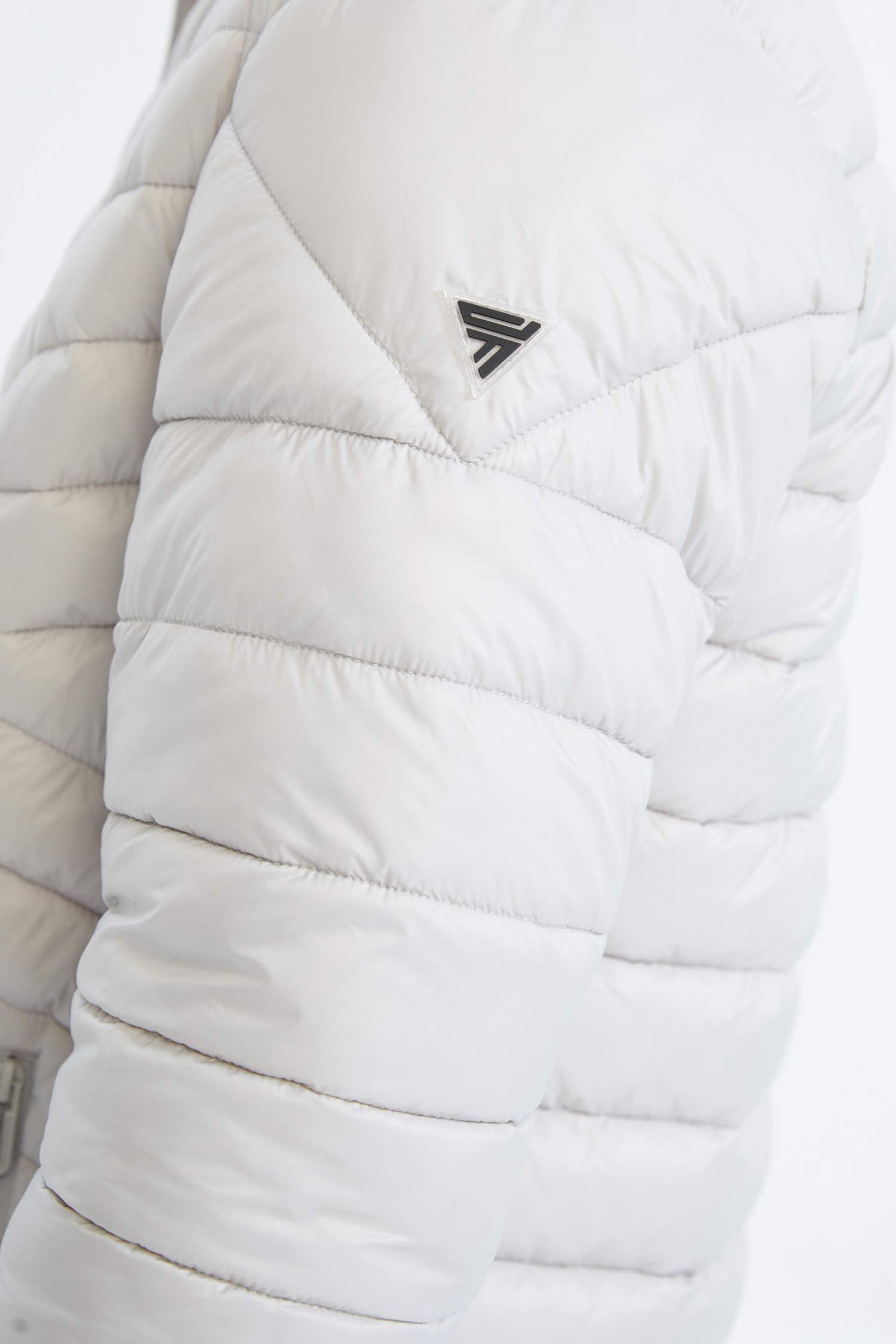 جاكيت رقيق موسمي بغطاء للرأس بقصة عادية