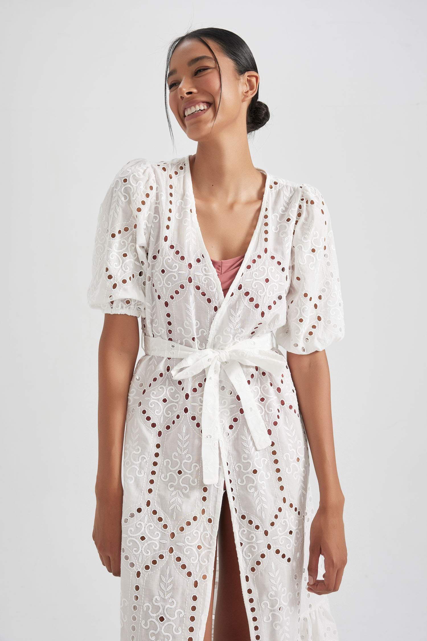 Kısa Kollu Plaj Elbisesi