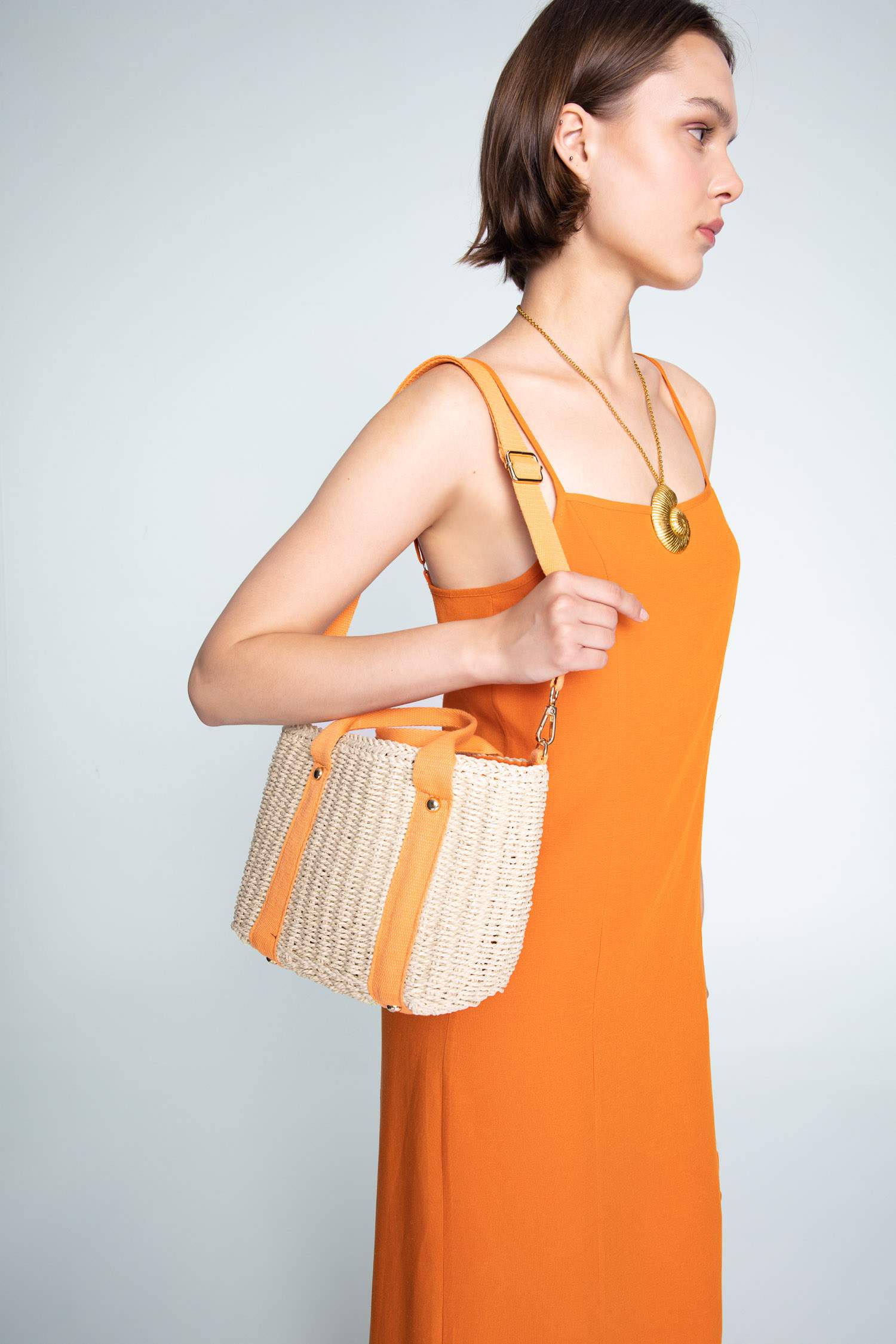 Соломенная сумка для женщин