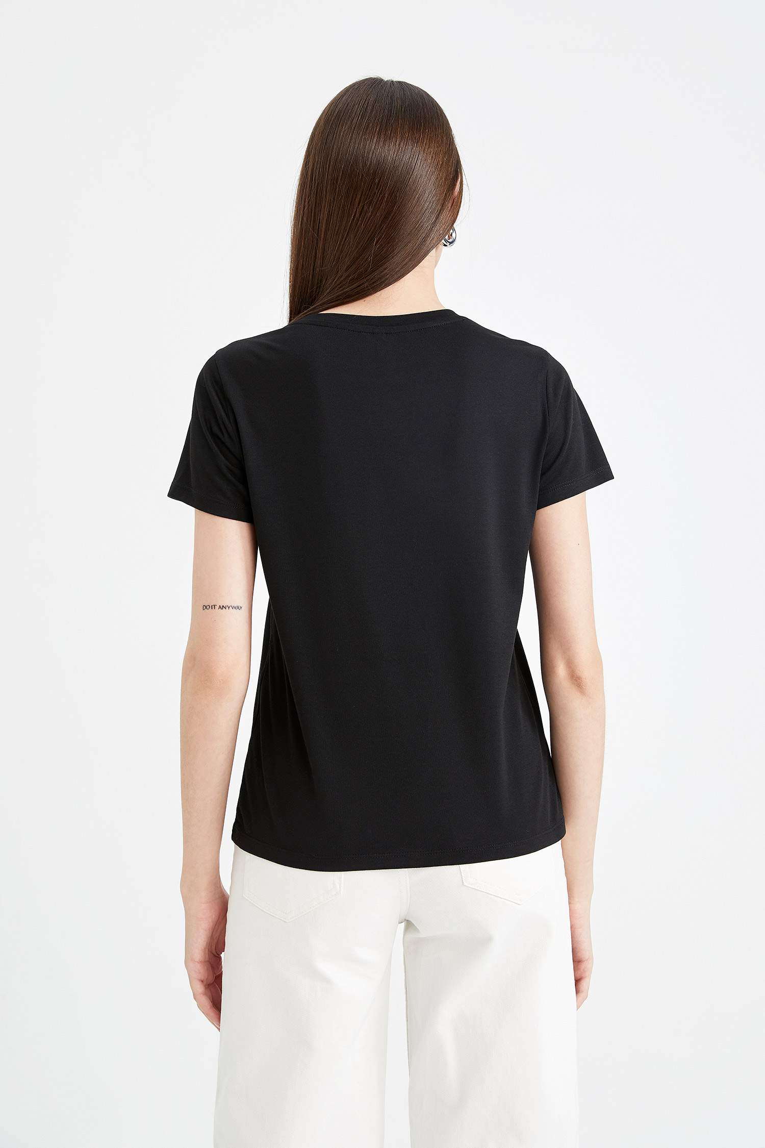 Regular Fit Bisiklet Yaka Basic Kısa Kollu Tişört