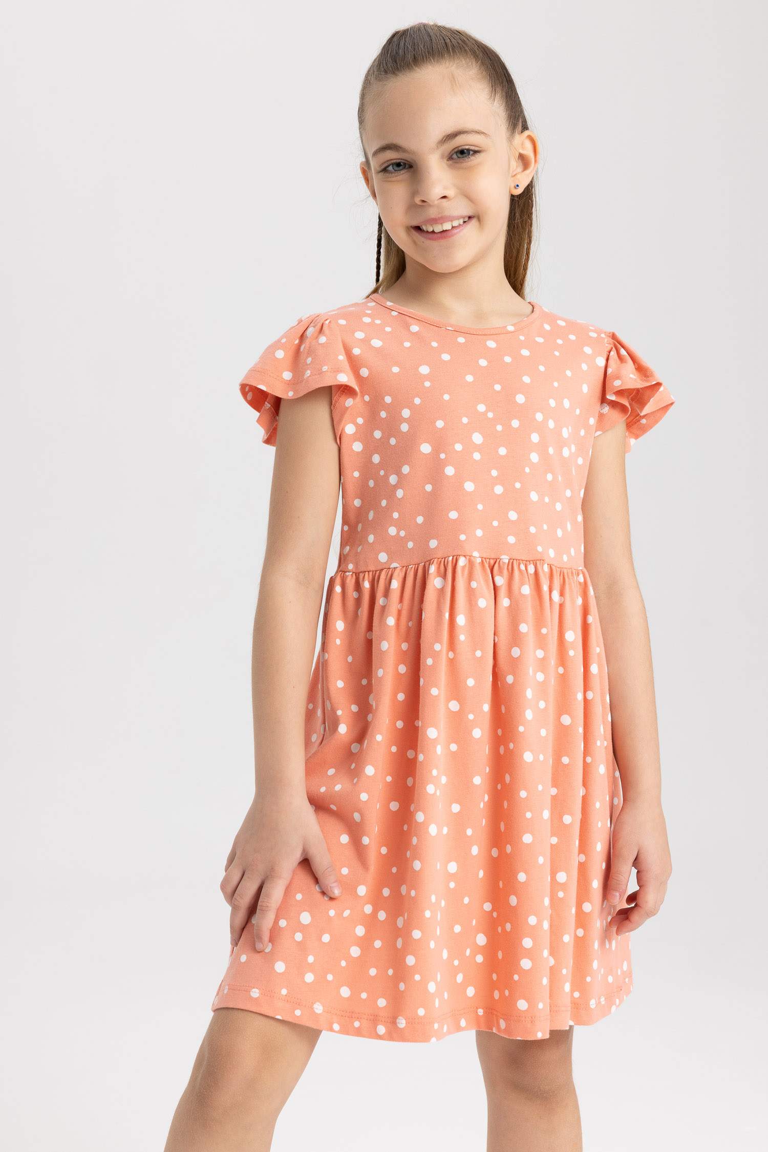 فستان بناتي ممشط قصة عادية