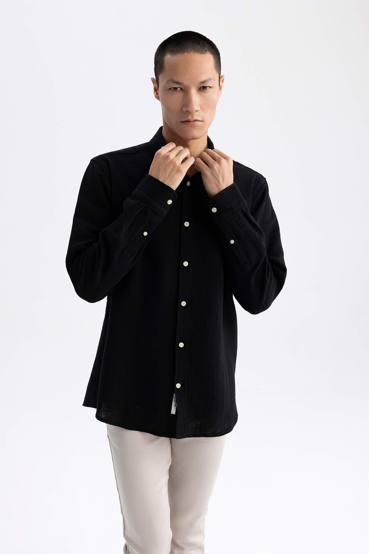 Chemise en coton à manches longues et à Col Polo Coupe moderne