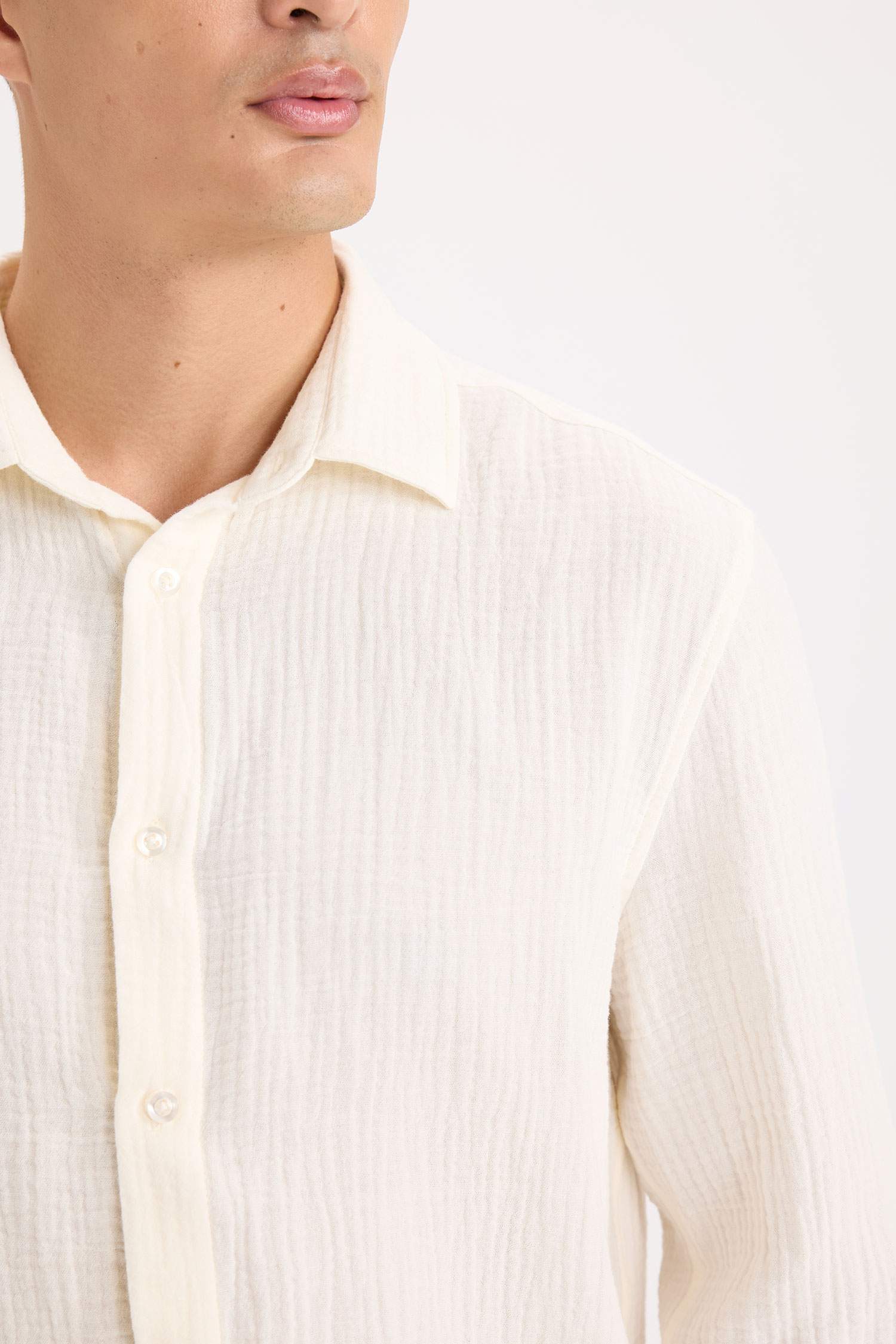 قميص بولو ردن طويل موسلين قصة عادية