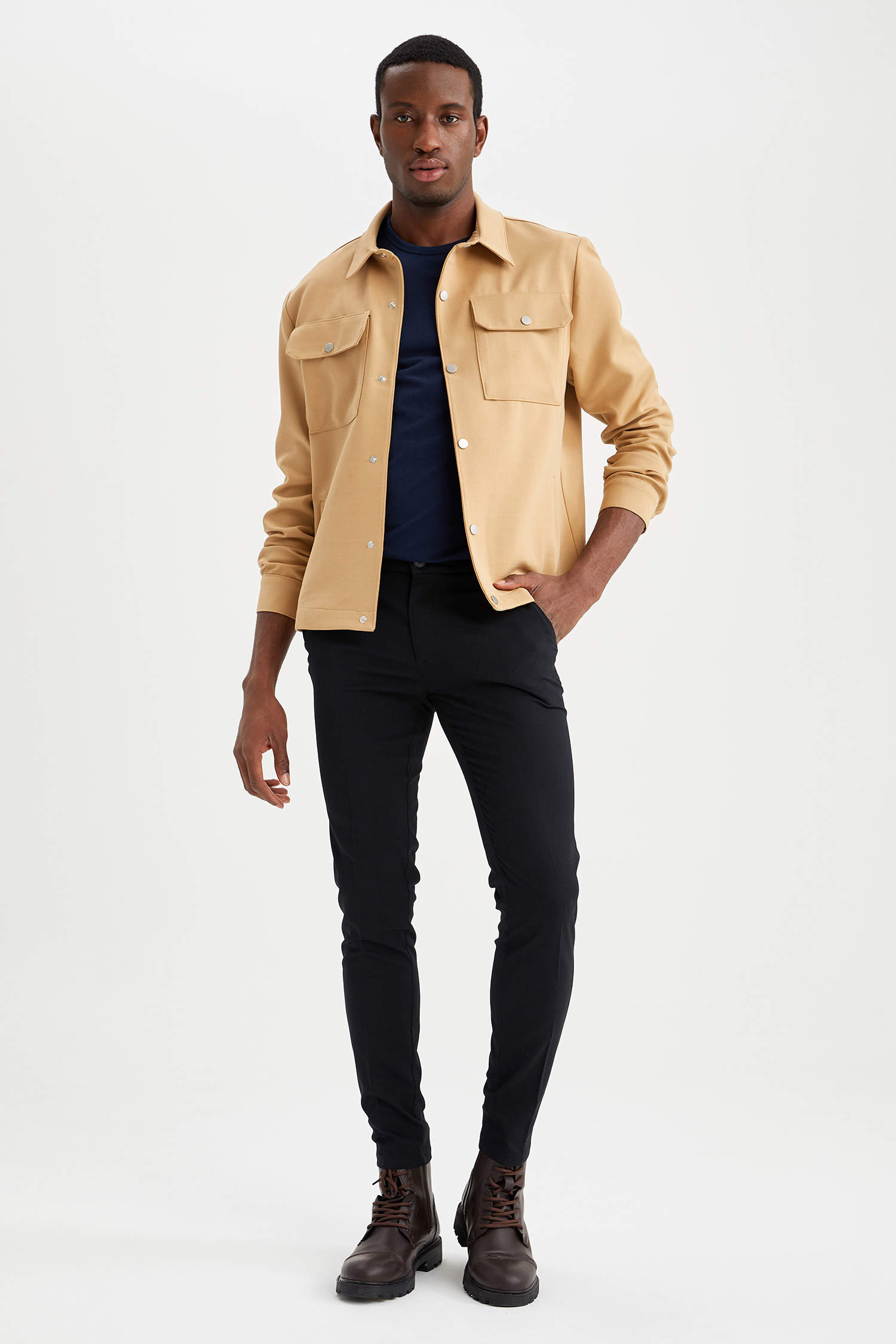 Khaki MAN Slim Fit Long Sleeve Double Side Pocket Detail Jacket 2394450