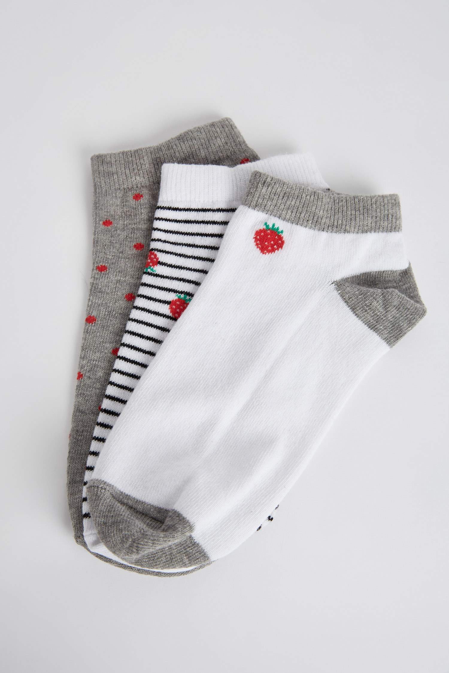 Kadın Çilek Desenli Pamuklu 3'lü Kısa Çorap