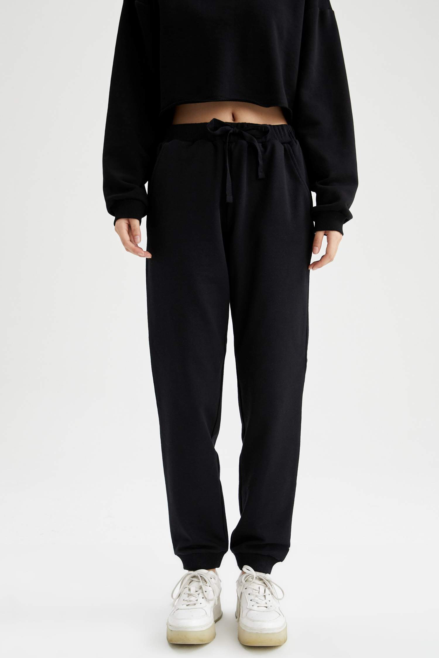 Regular Fit Tie Waist Joggers