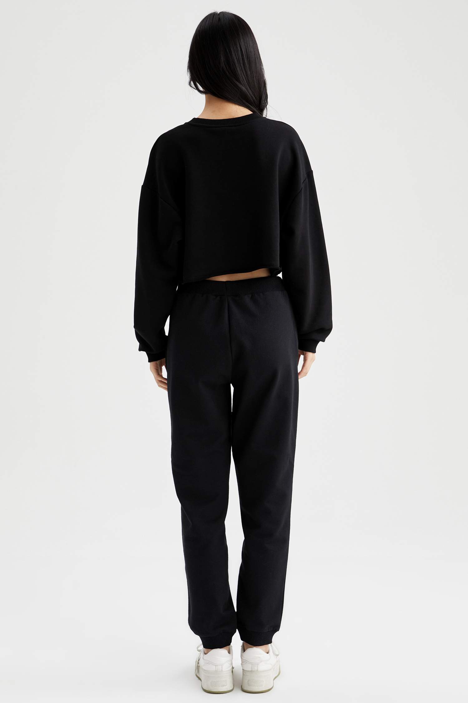 Regular Fit Tie Waist Joggers