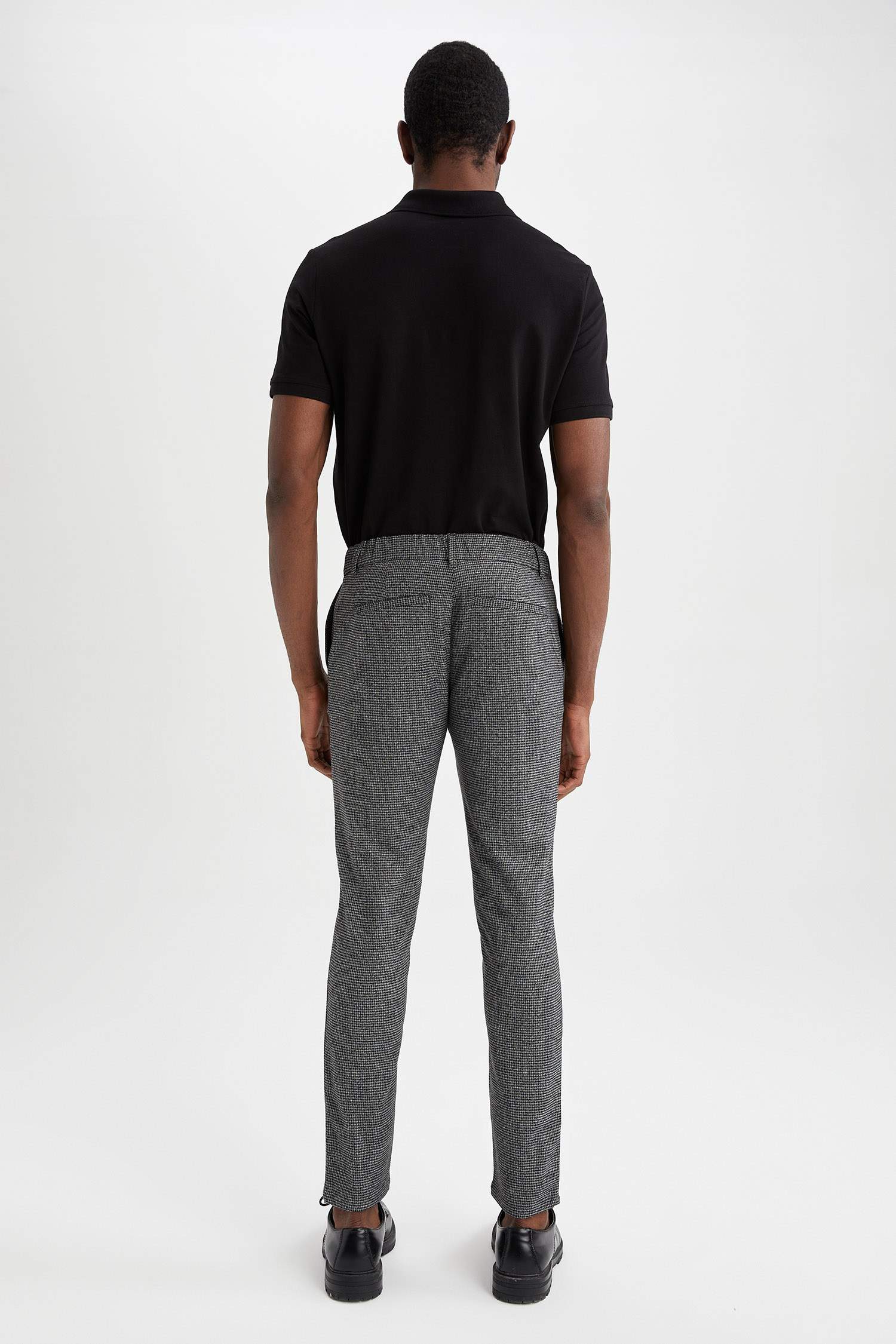 سروال جوجر فيت