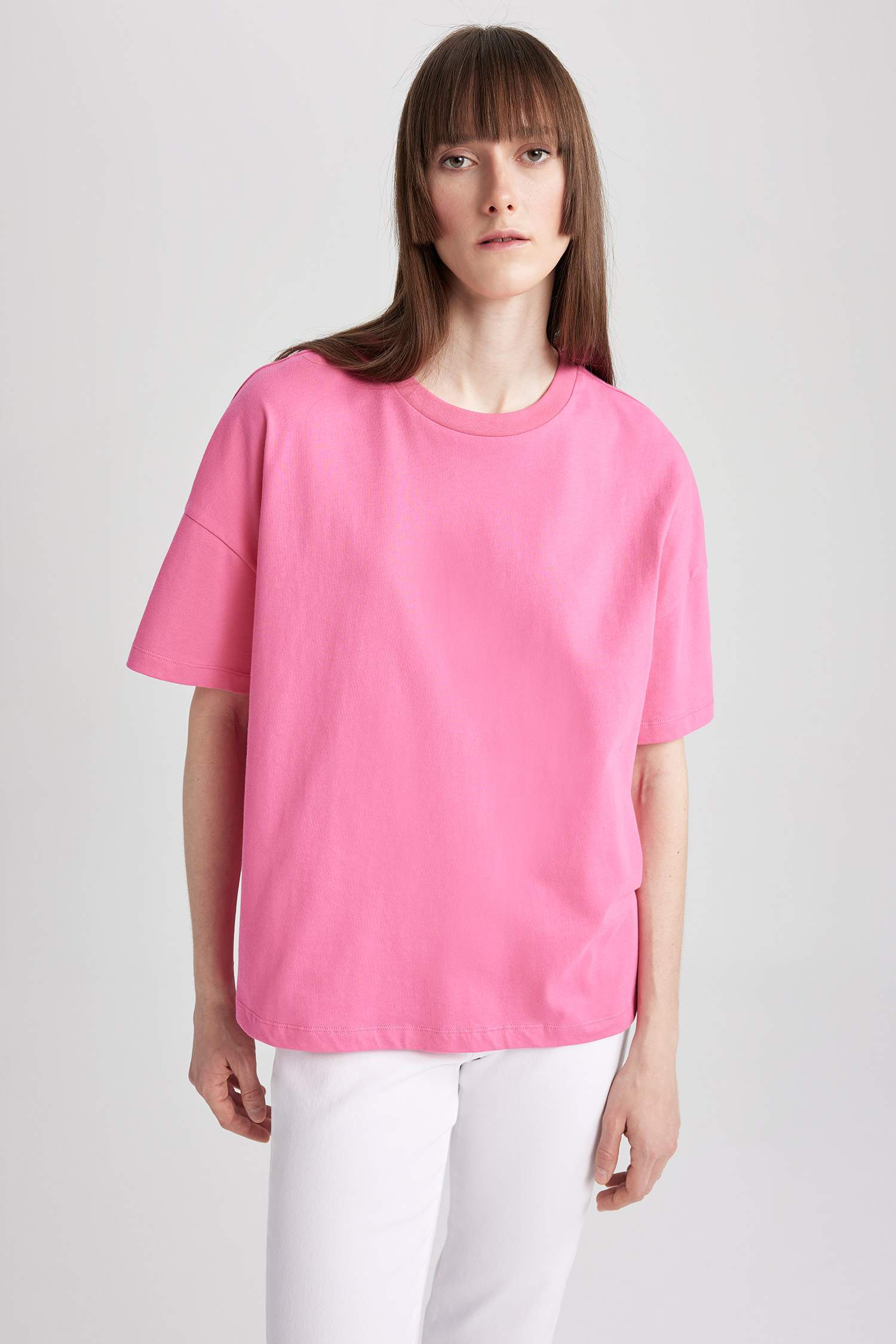 Oversize Fit Crew Neck Short Sleeve T-Shirt